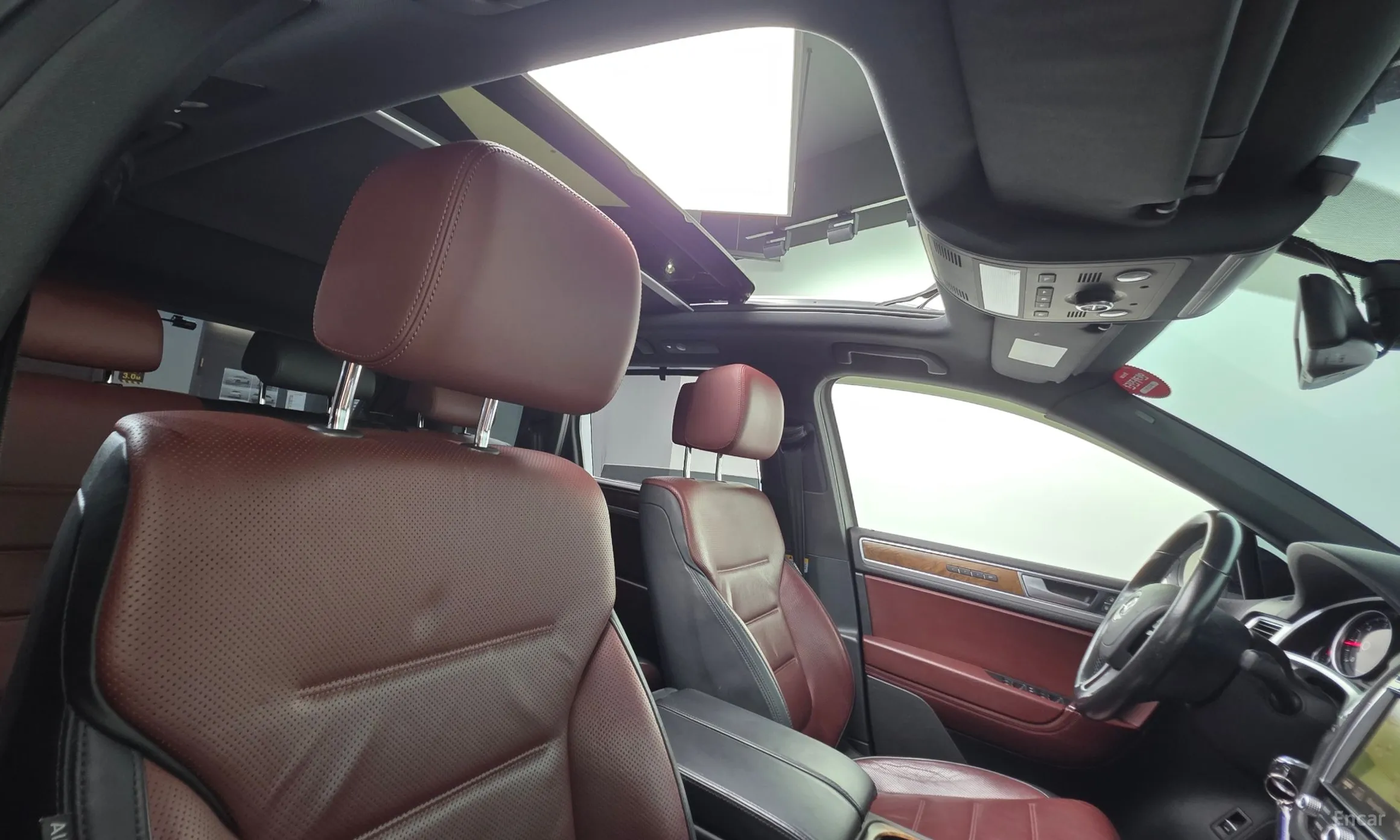 Volkswagen New Touareg превью 20