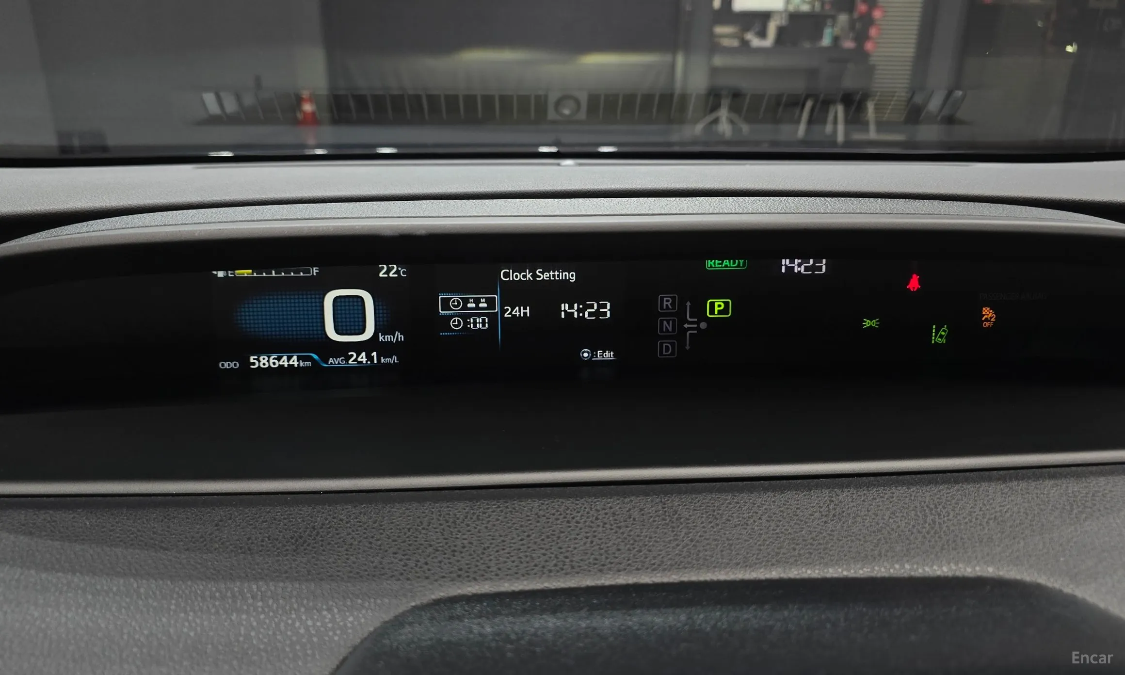 Toyota Prius 4th Generation превью 8