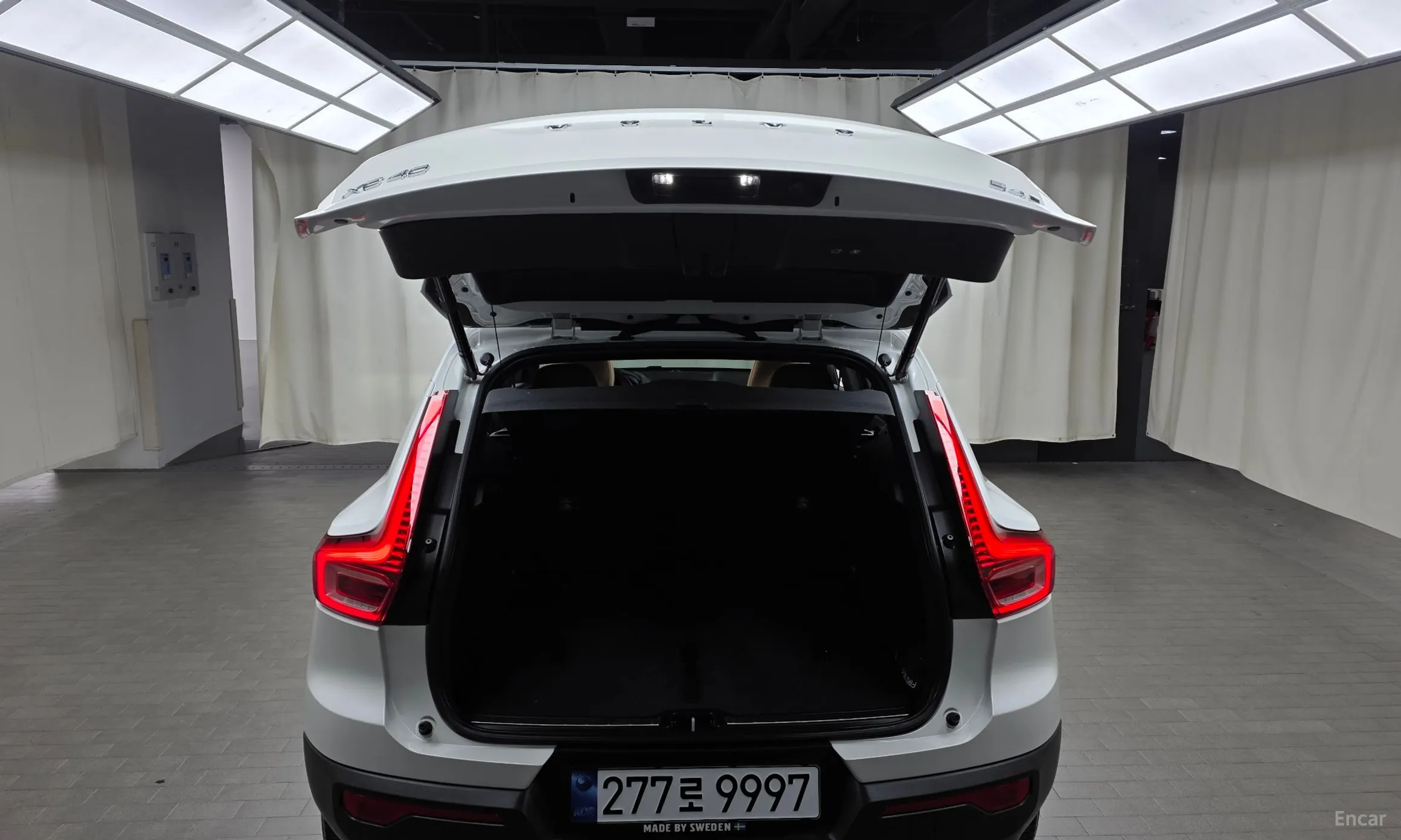 Volvo XC40 превью 19