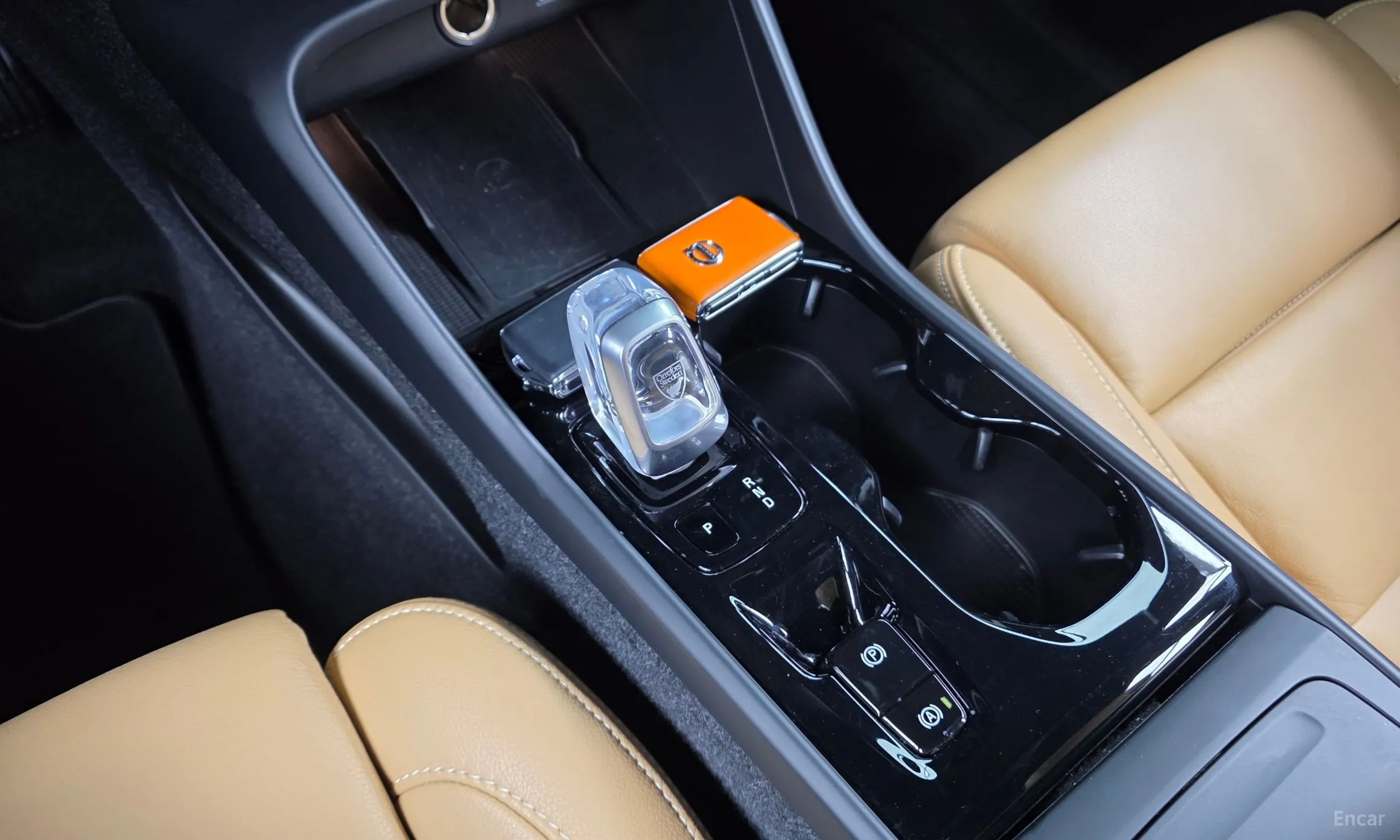 Volvo XC40 превью 9