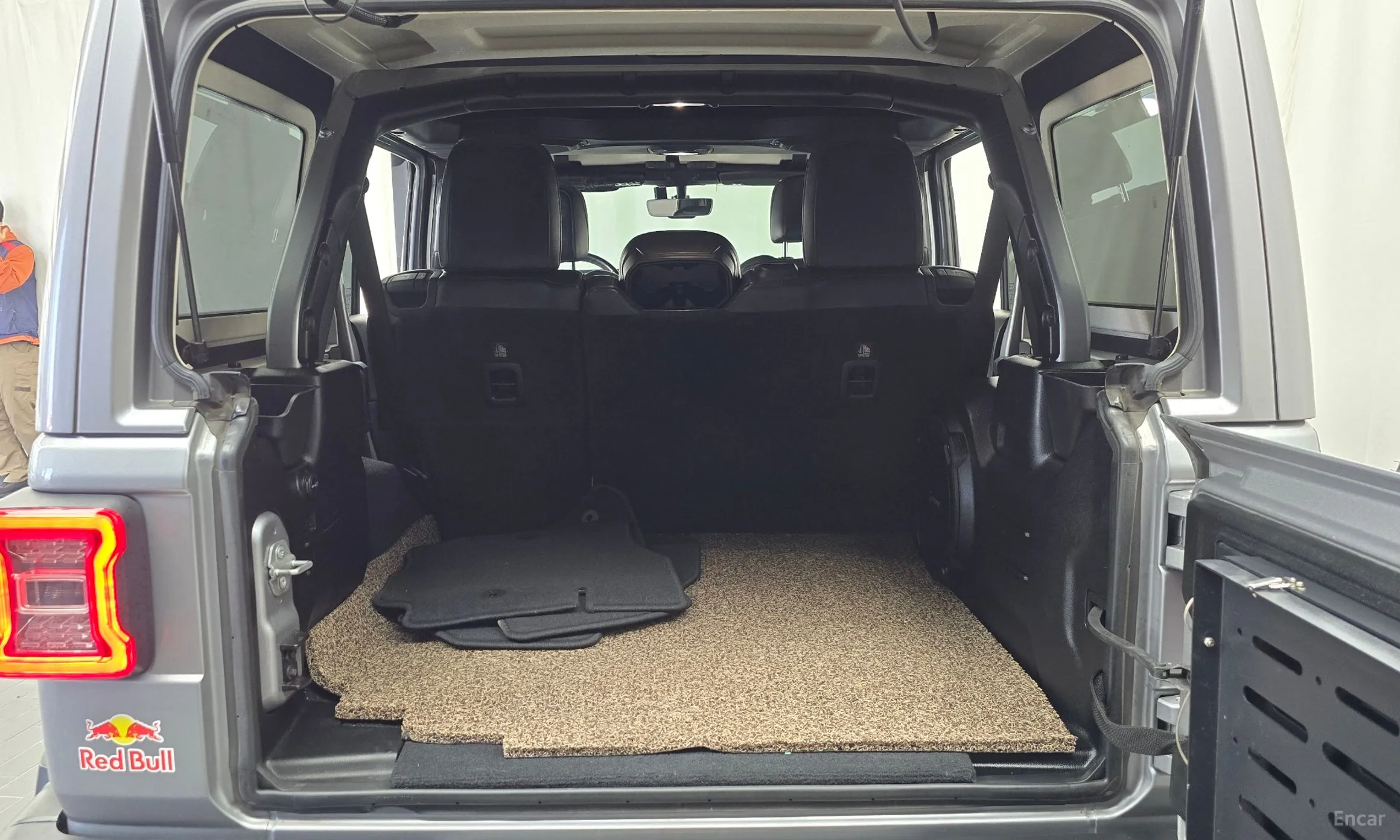 Jeep Wrangler (JL) превью 18