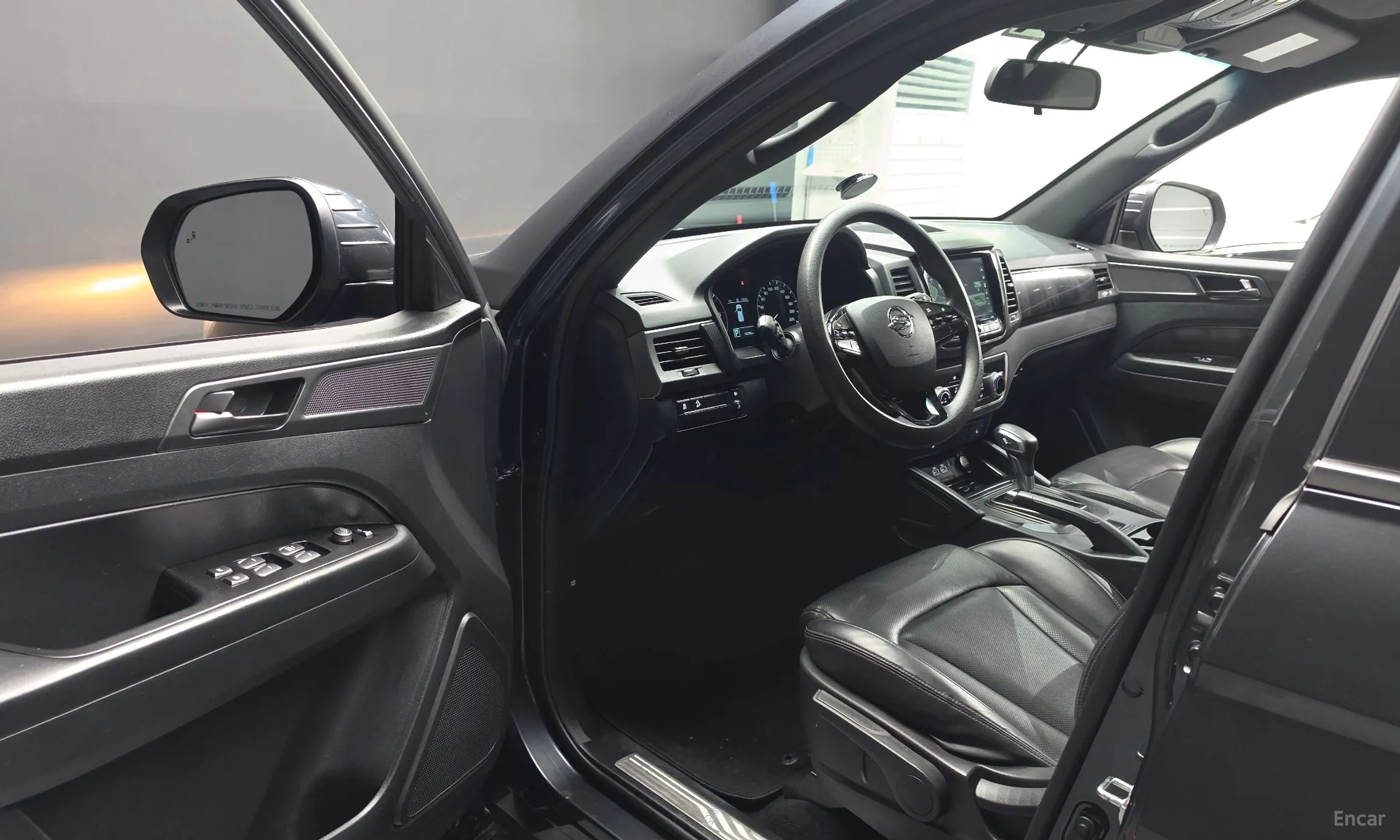 KG Mobility (SsangYong) Rexton Sports превью 10
