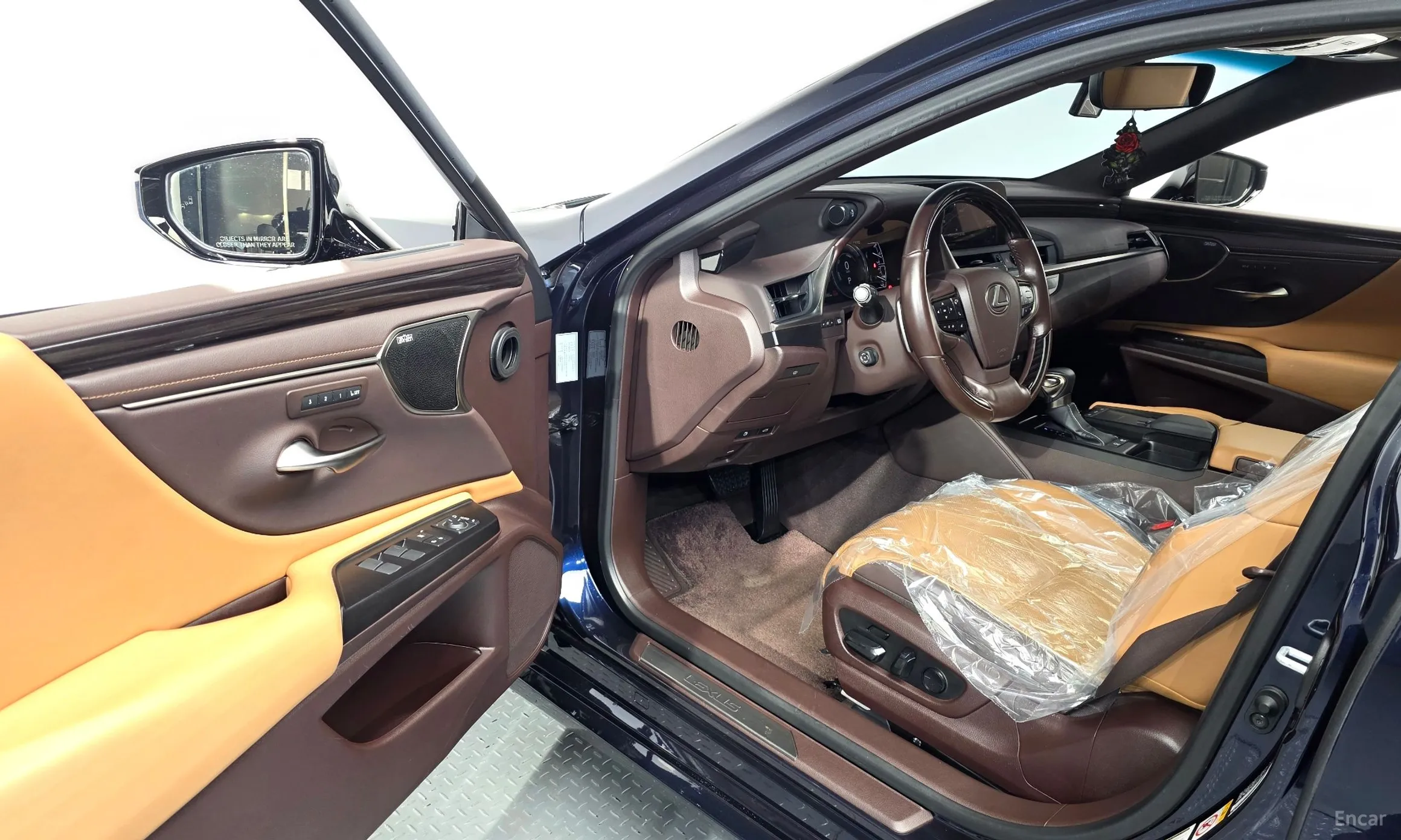 Lexus ES300h 7th Generation превью 10