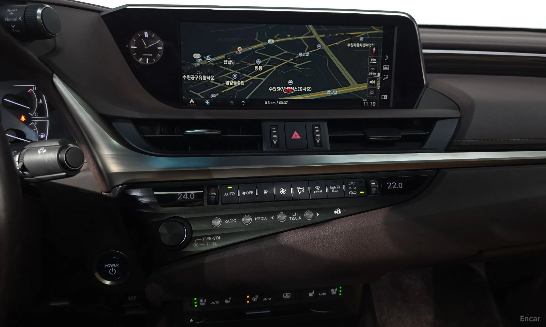 Lexus ES300h 7th Generation превью 12