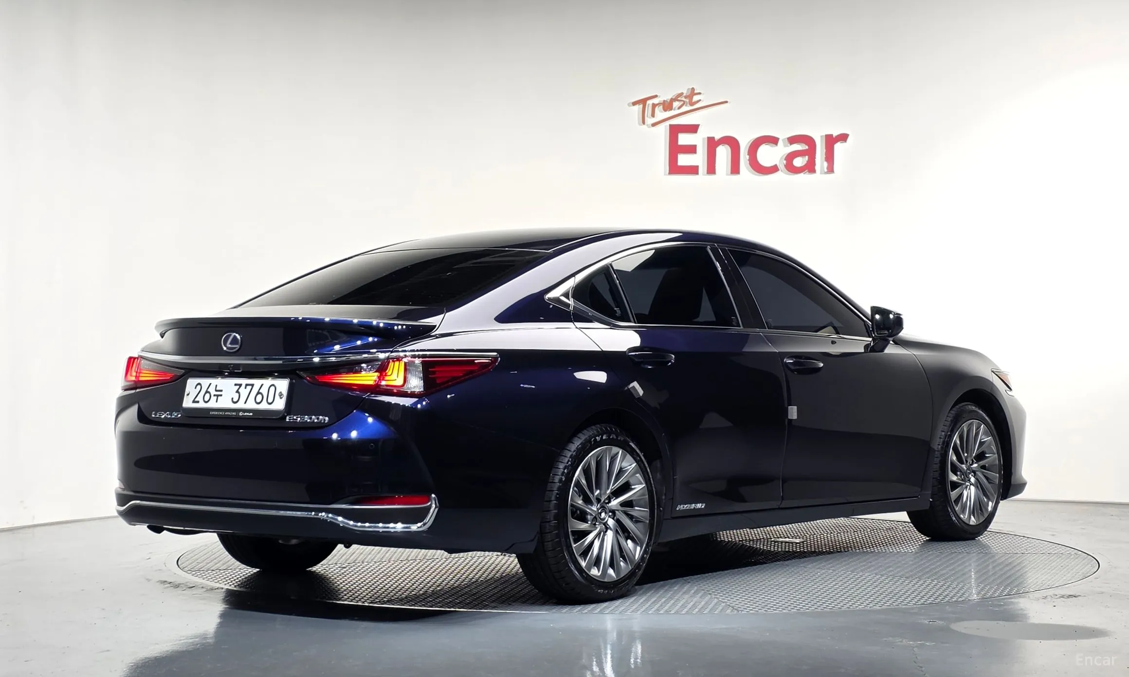 Lexus ES300h 7th Generation превью 2