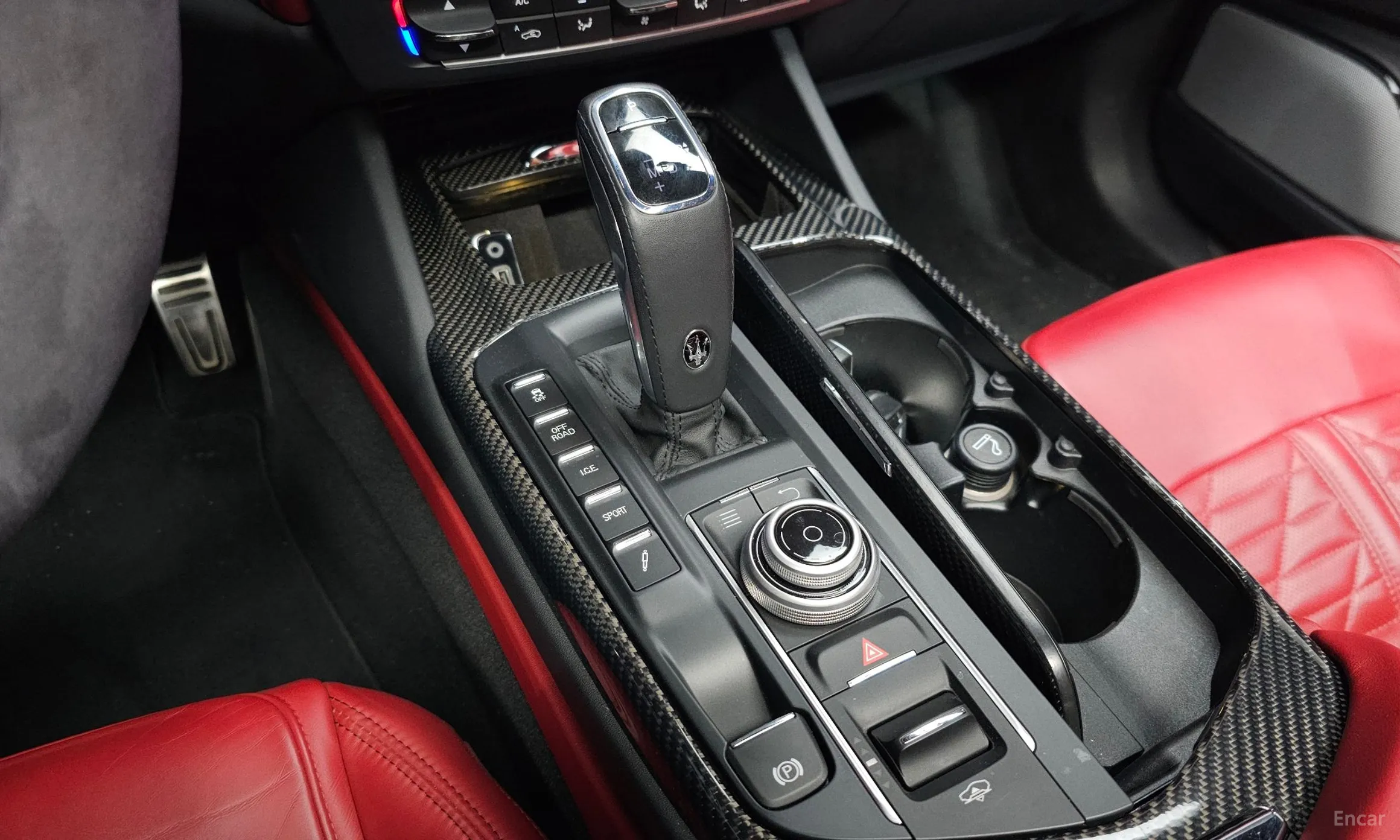 Maserati Levante превью 9