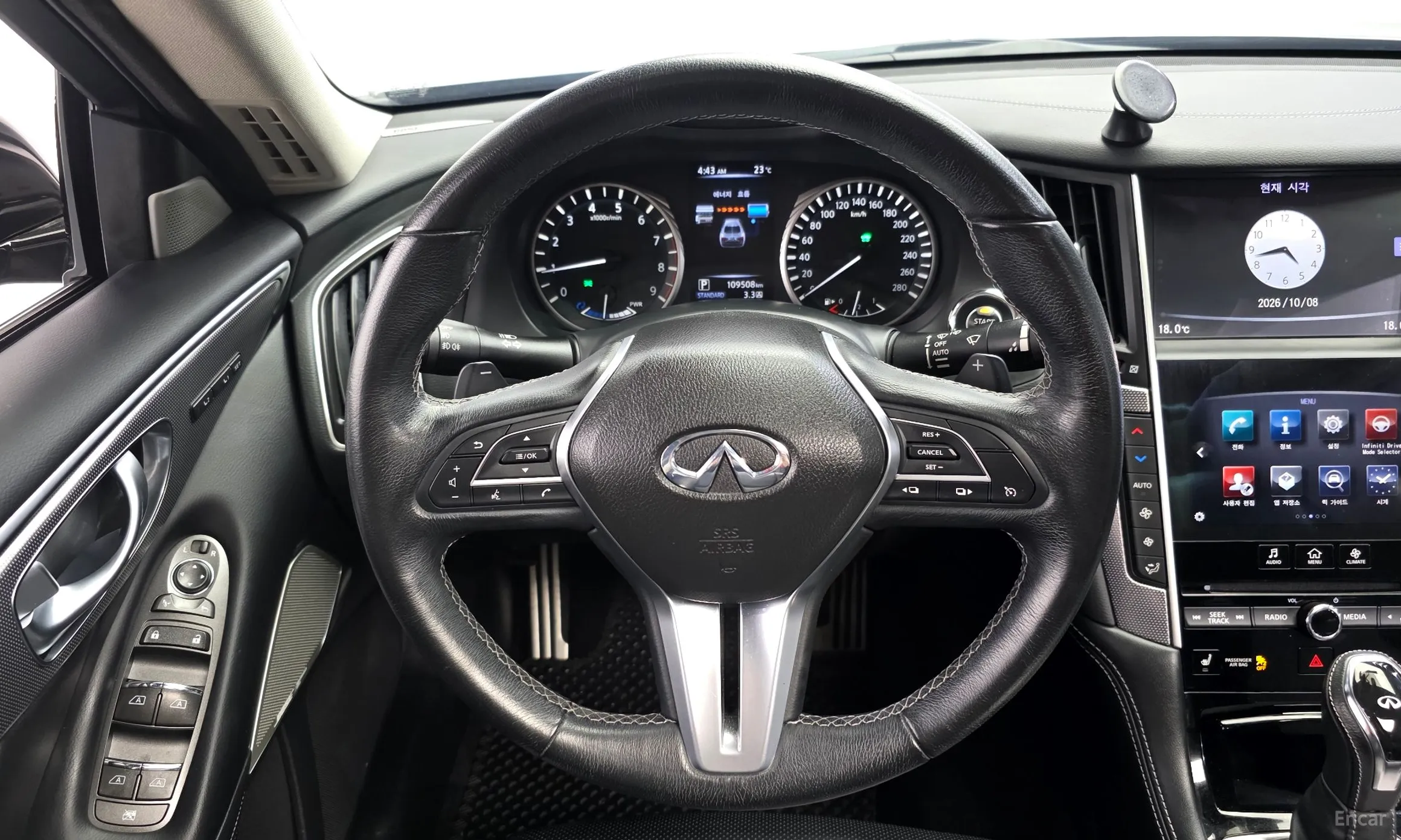 Infiniti Q50 превью 13