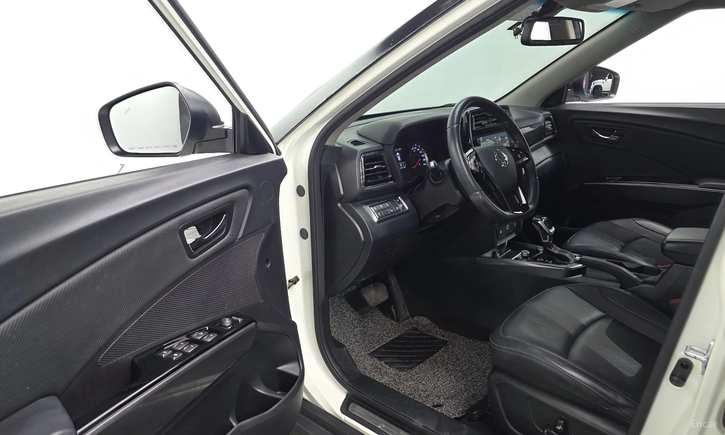 KG Mobility (SsangYong) Berry New Tivoli превью 10