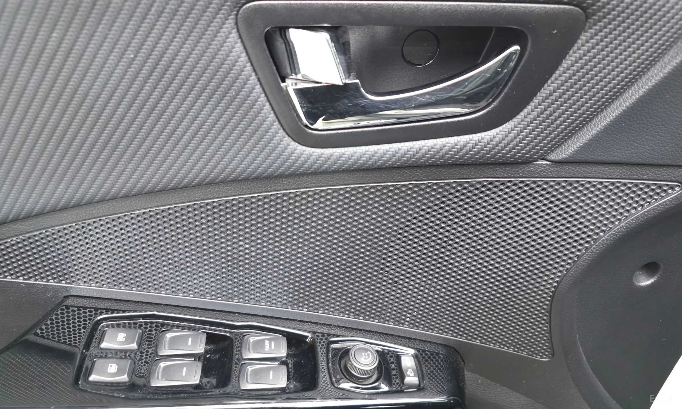 KG Mobility (SsangYong) Berry New Tivoli превью 18