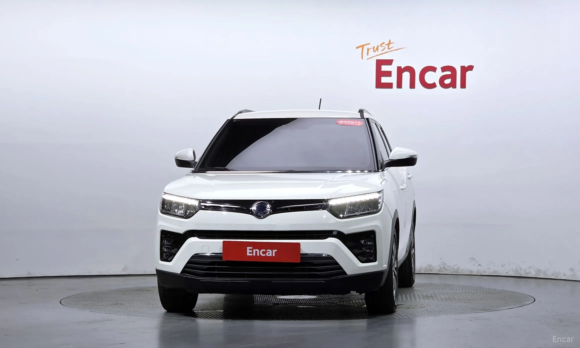 KG Mobility (SsangYong) Berry New Tivoli превью 3