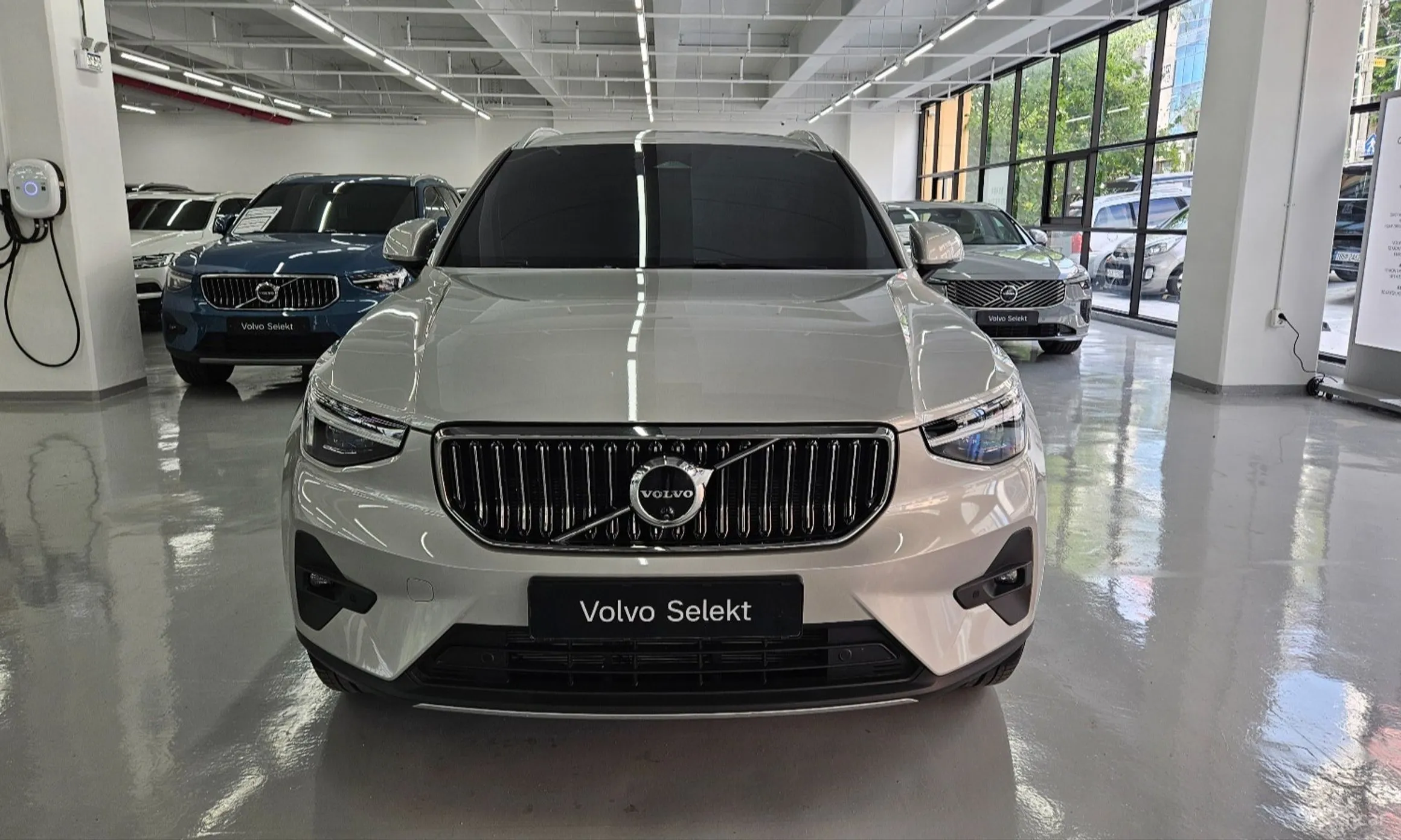 Volvo XC40 превью 3
