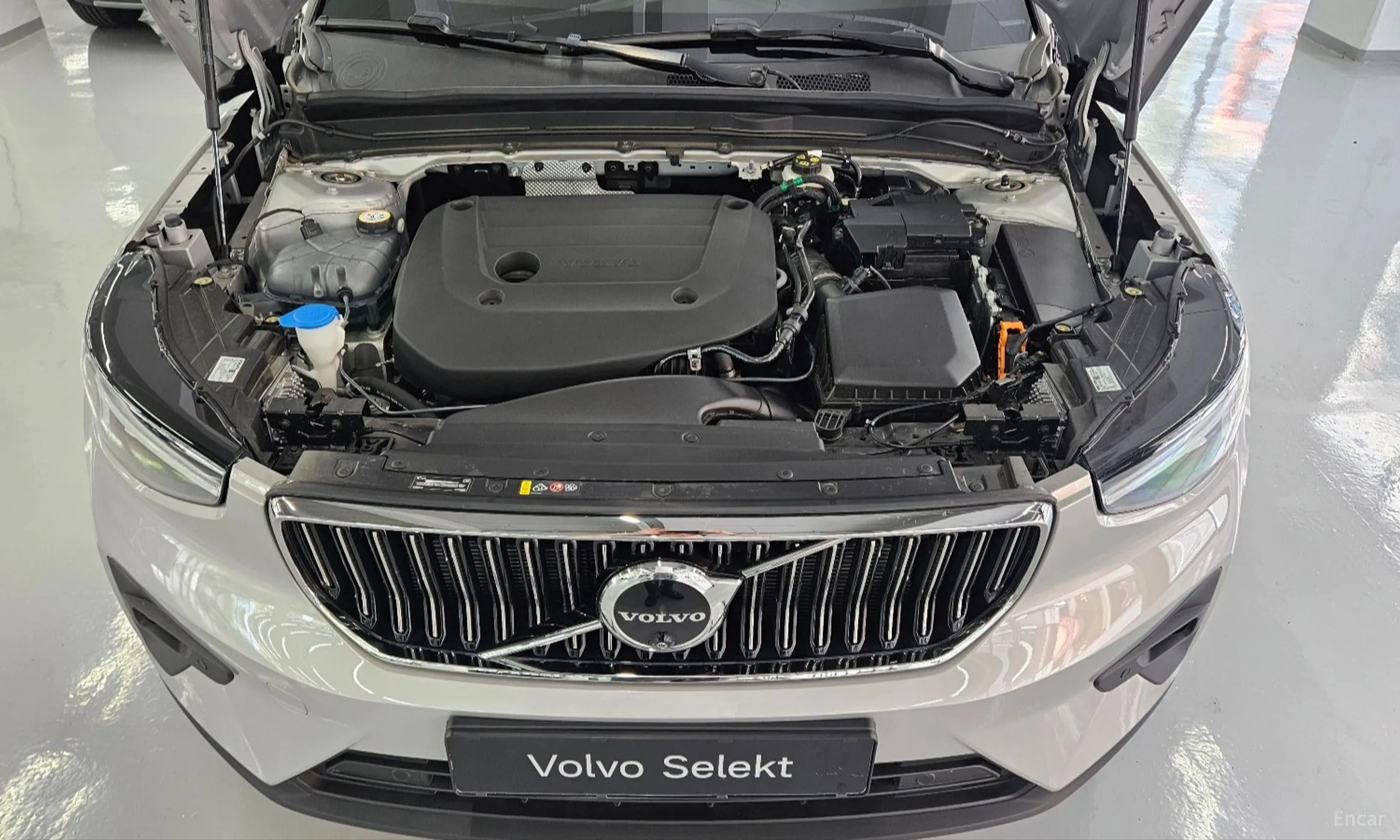 Volvo XC40 превью 6