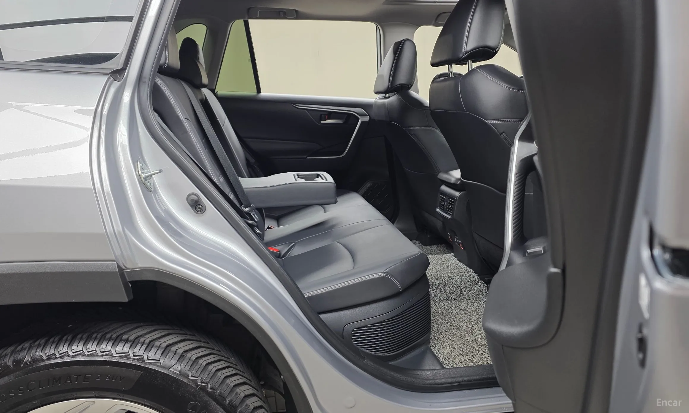 Toyota RAV4 5th Generation превью 11
