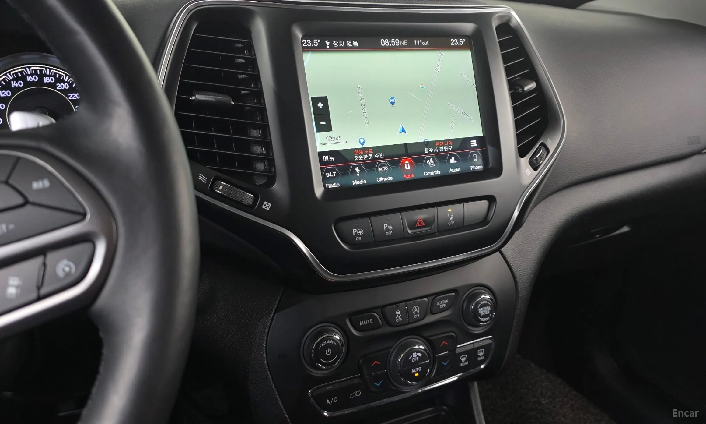 Jeep Cherokee (KL) превью 11