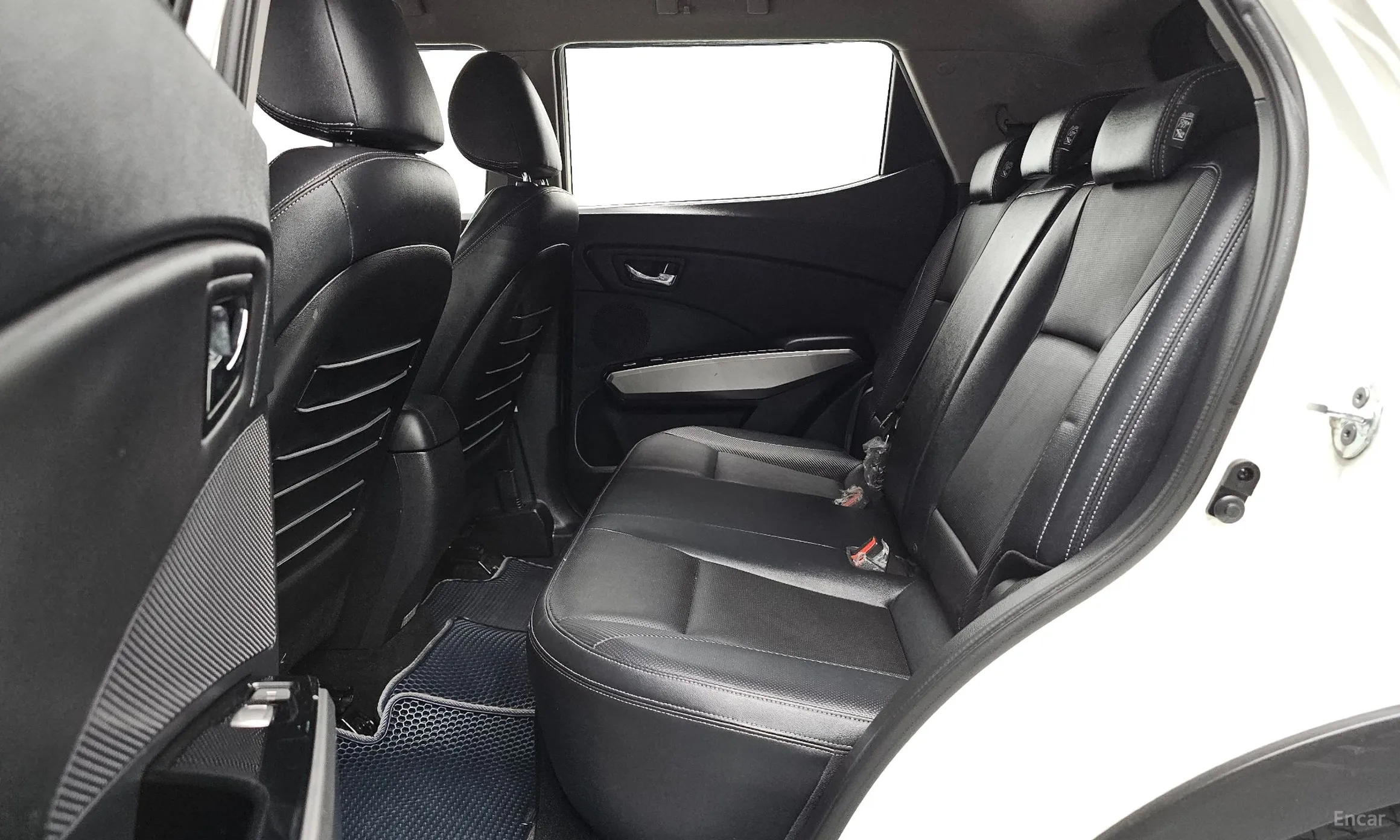 KG Mobility (SsangYong) Tivoli, Lazio превью 12