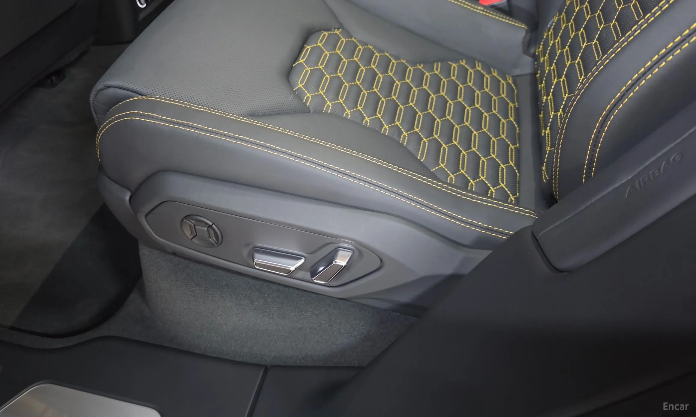 Lamborghini Urus превью 12