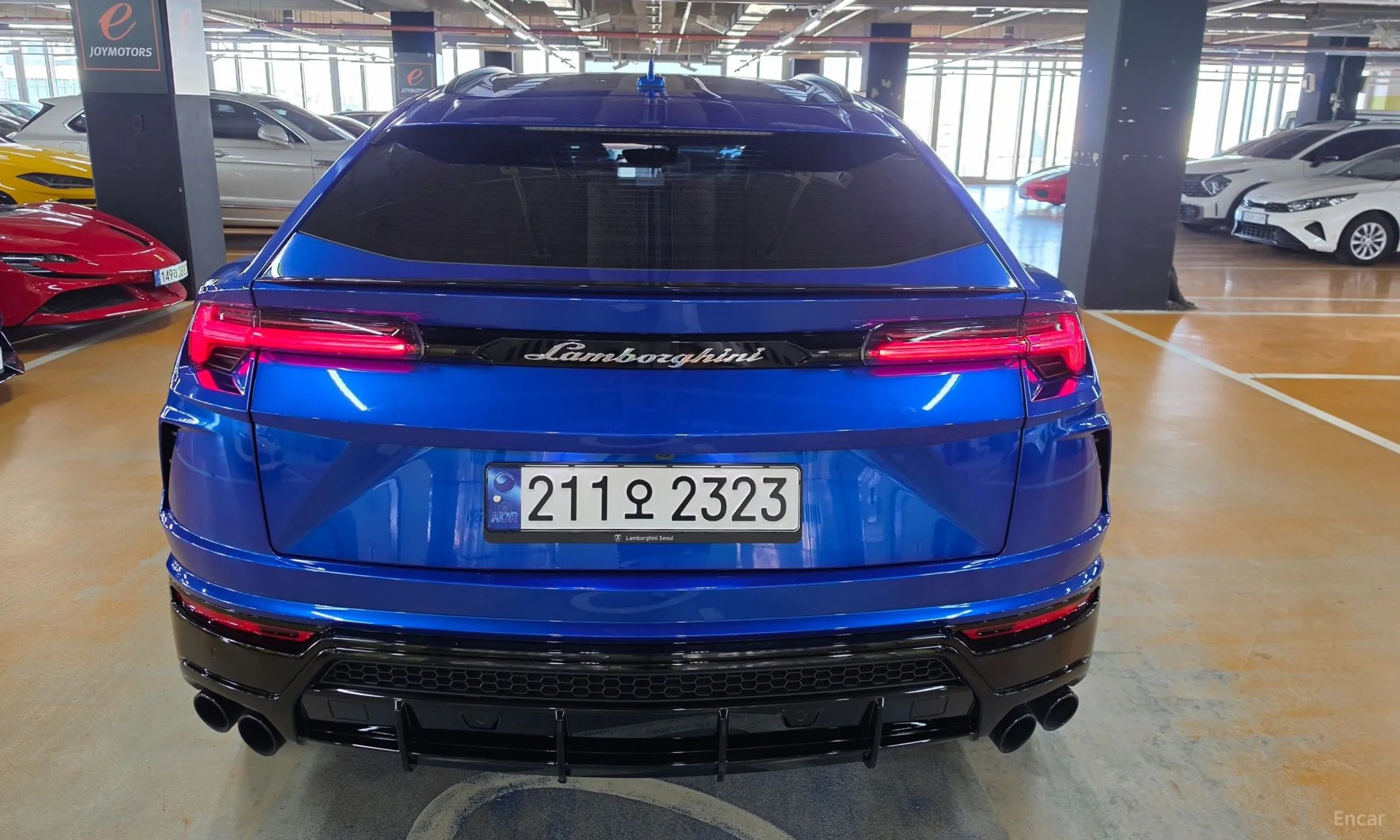 Lamborghini Urus превью 2