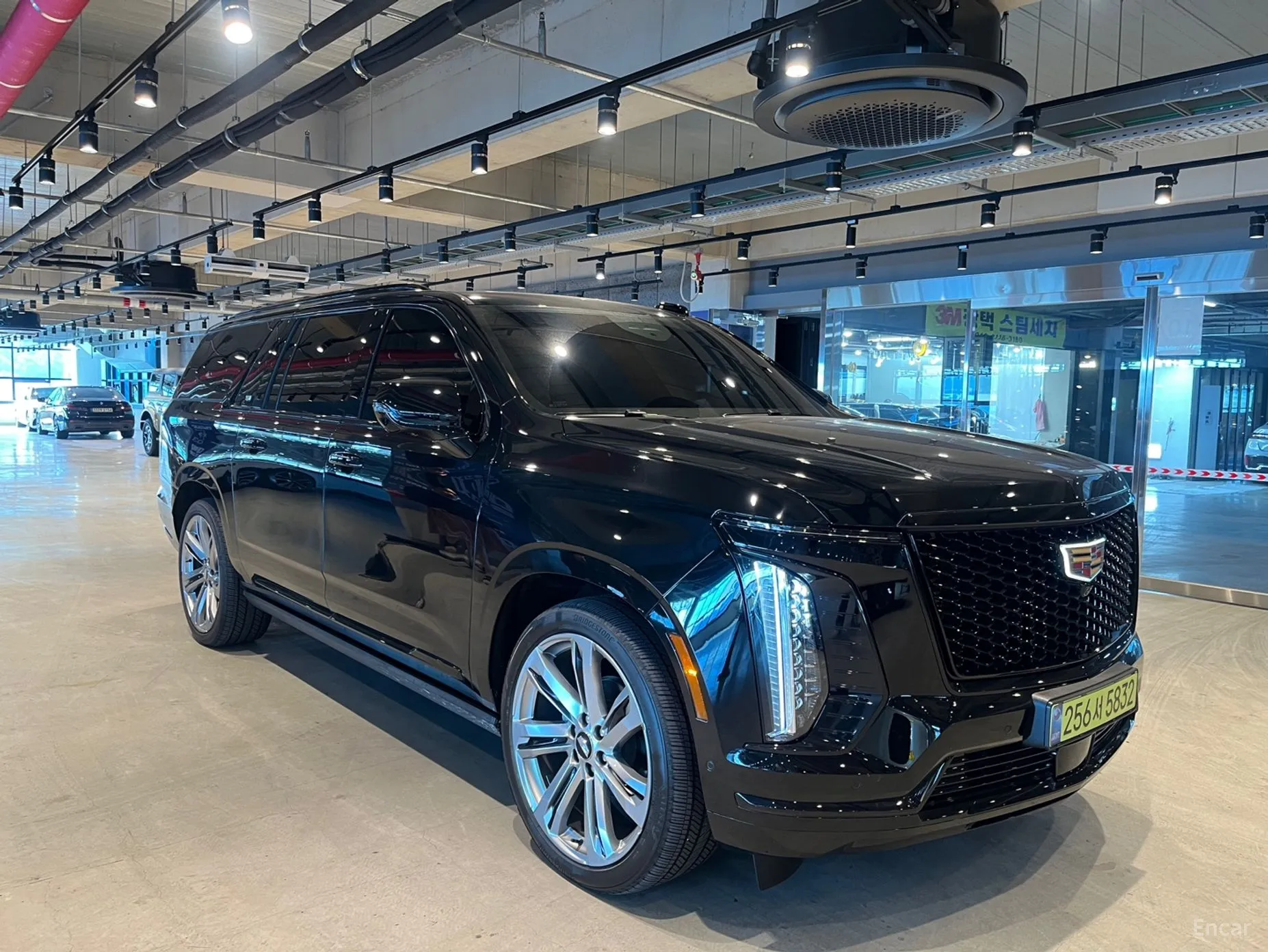 Cadillac Escalade 5th Generation