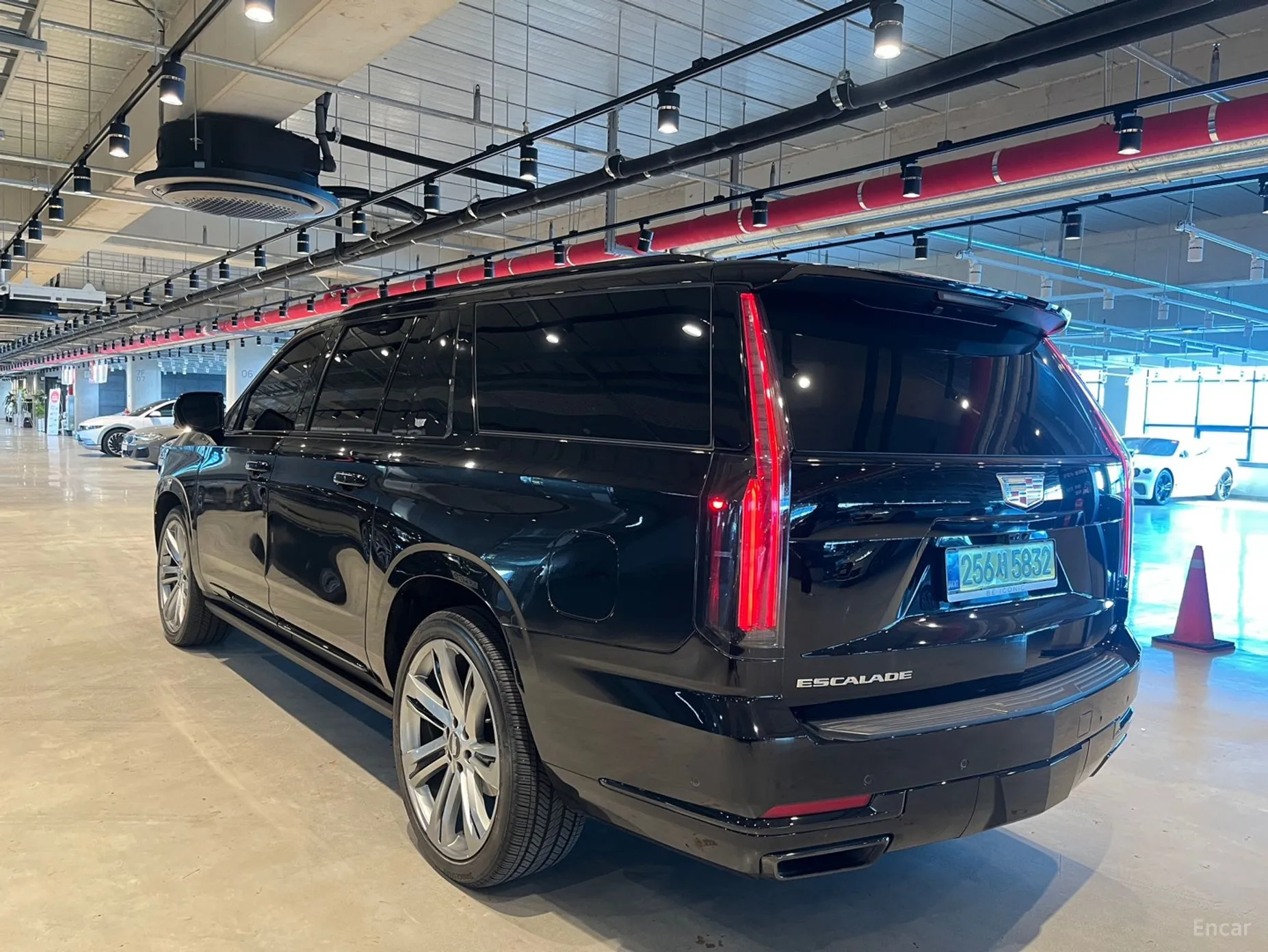 Cadillac Escalade 5th Generation превью 3