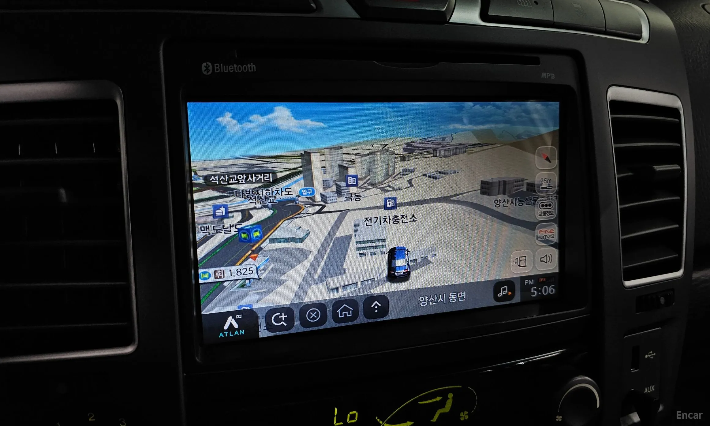 KG Mobility (SsangYong) Korando Turismo превью 14