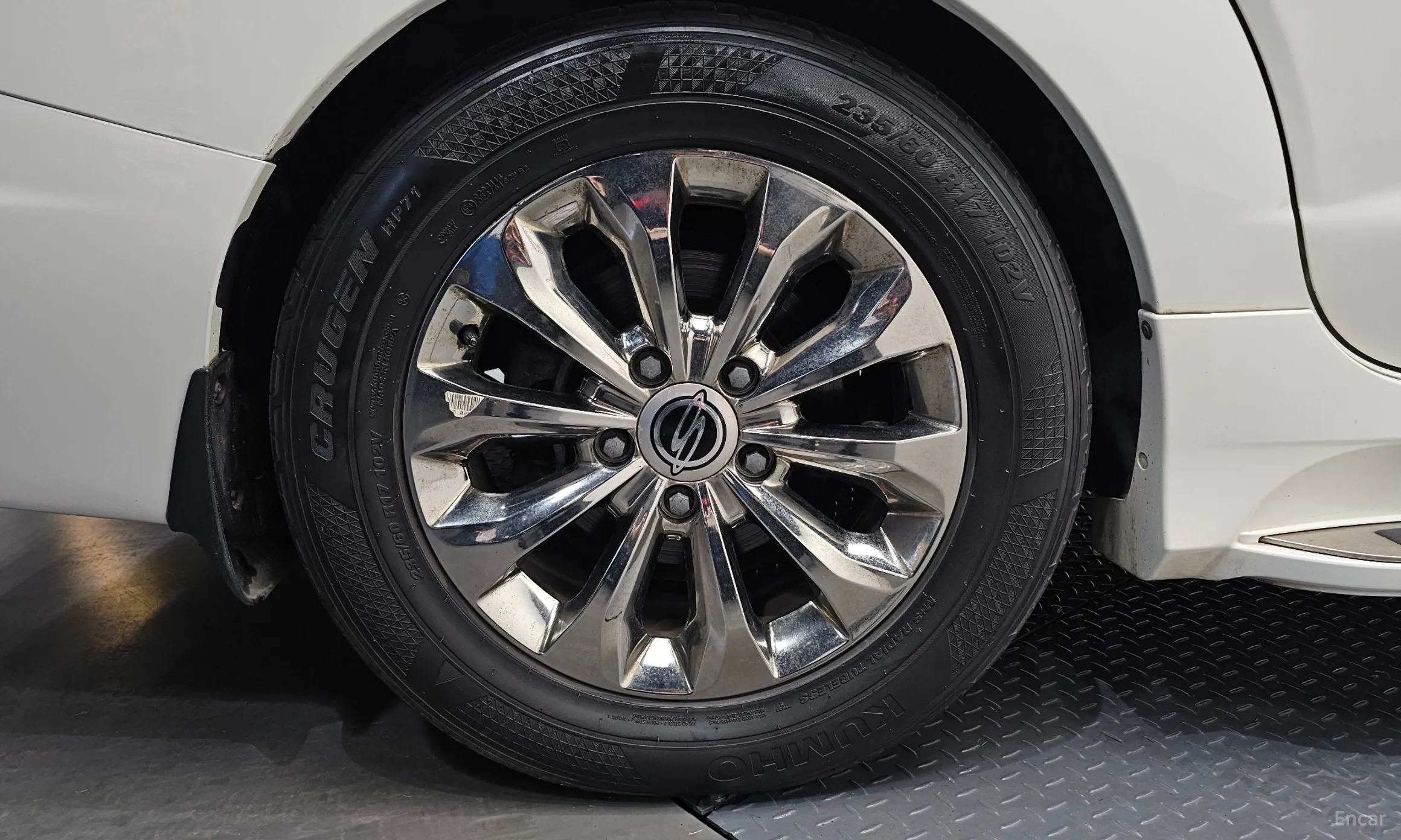 KG Mobility (SsangYong) Korando Turismo превью 5