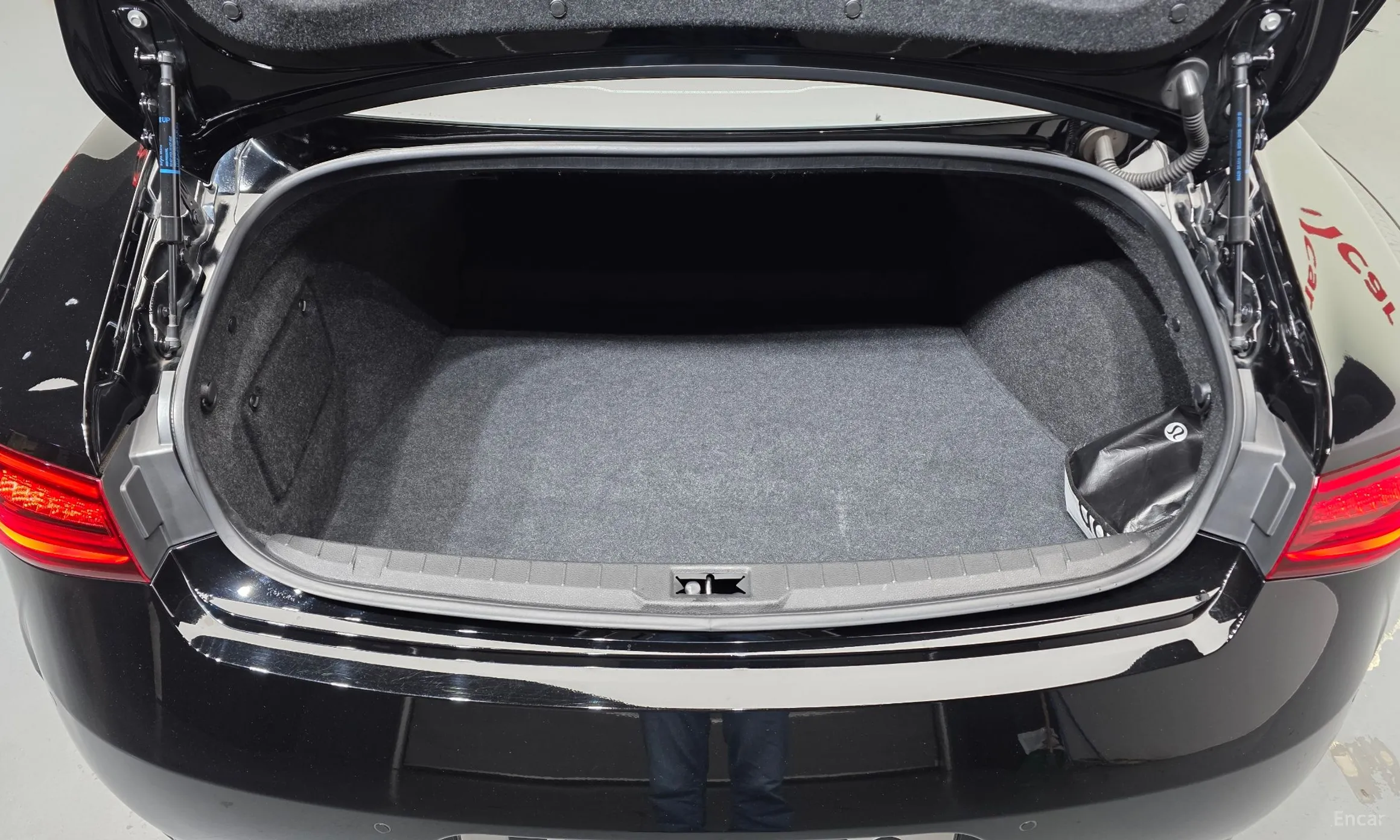 Infiniti Q60 (CV37) превью 16