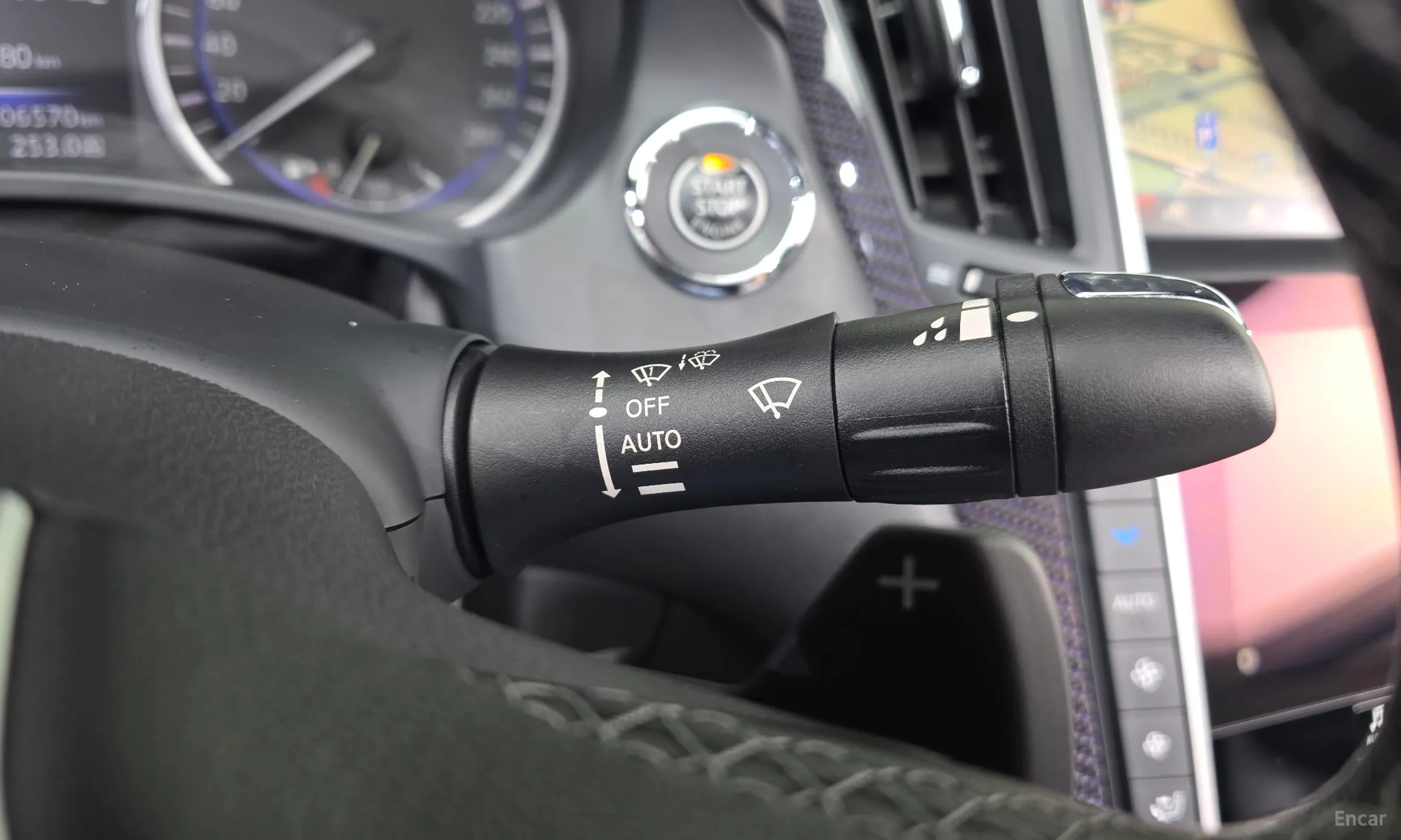 Infiniti Q60 (CV37) превью 20