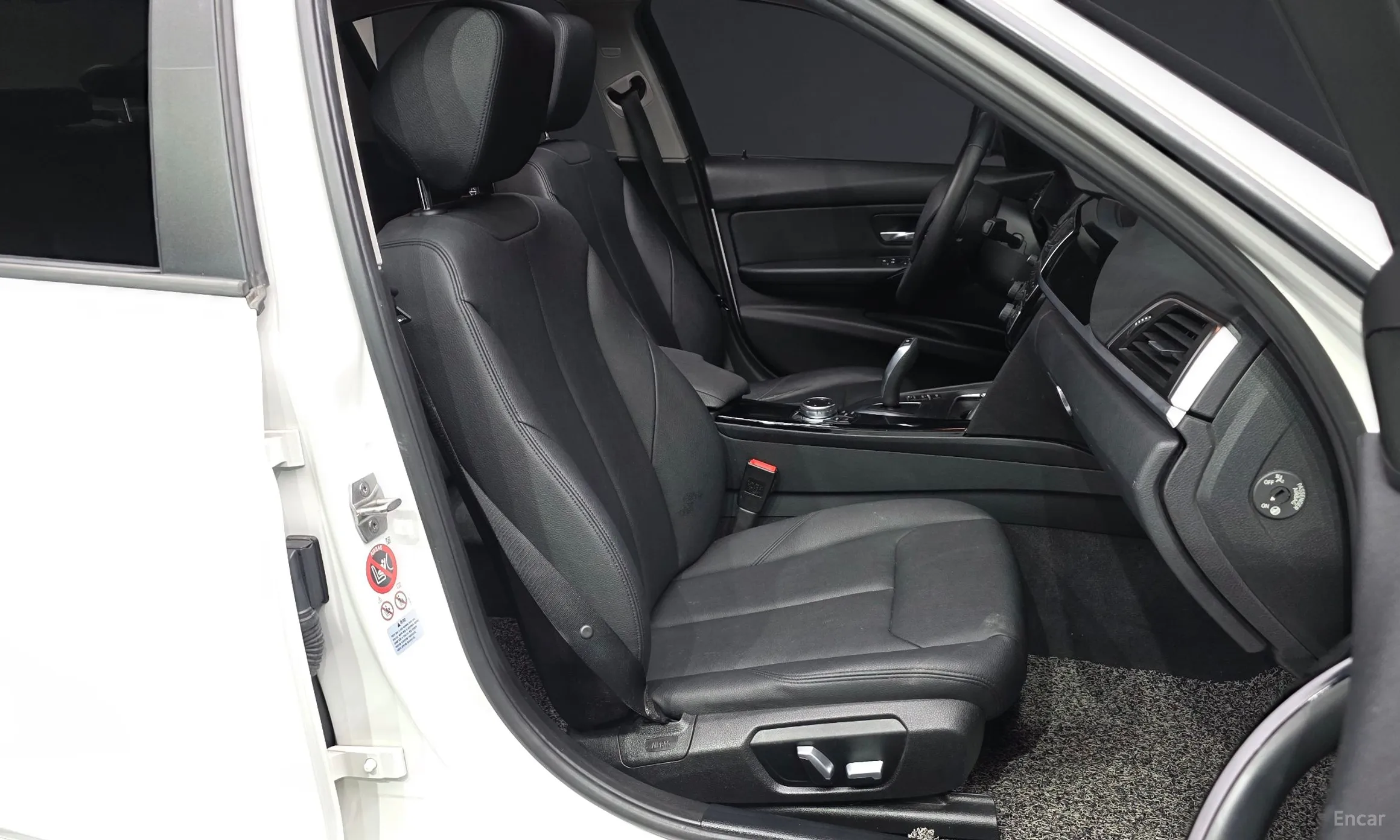 BMW 3 Series (F30) превью 11