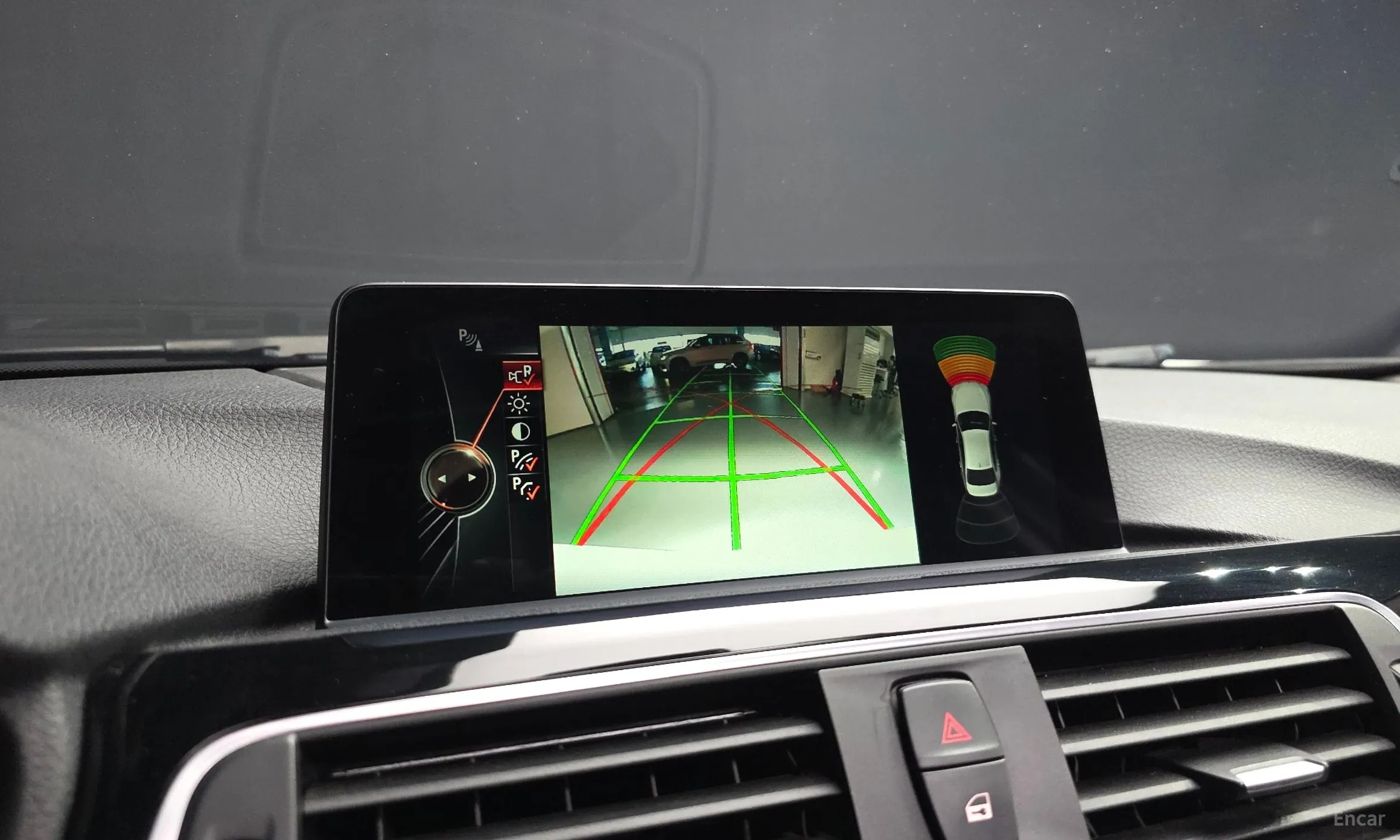 BMW 3 Series (F30) превью 15