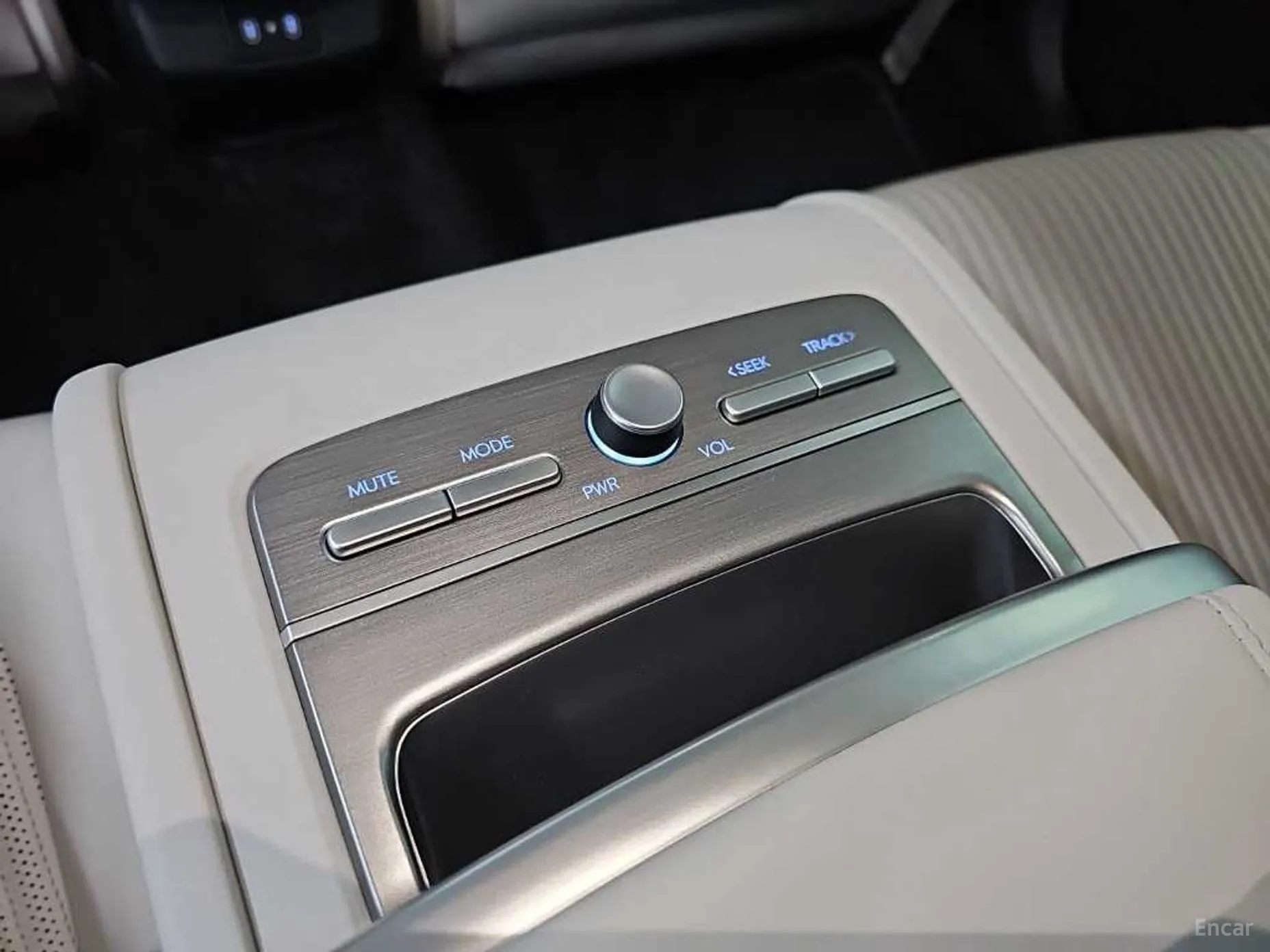 Hyundai Grandeur Hybrid (GN7) превью 15