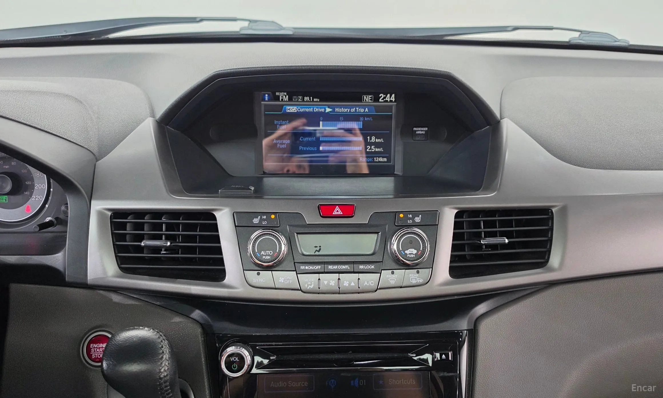 Honda Odyssey превью 12