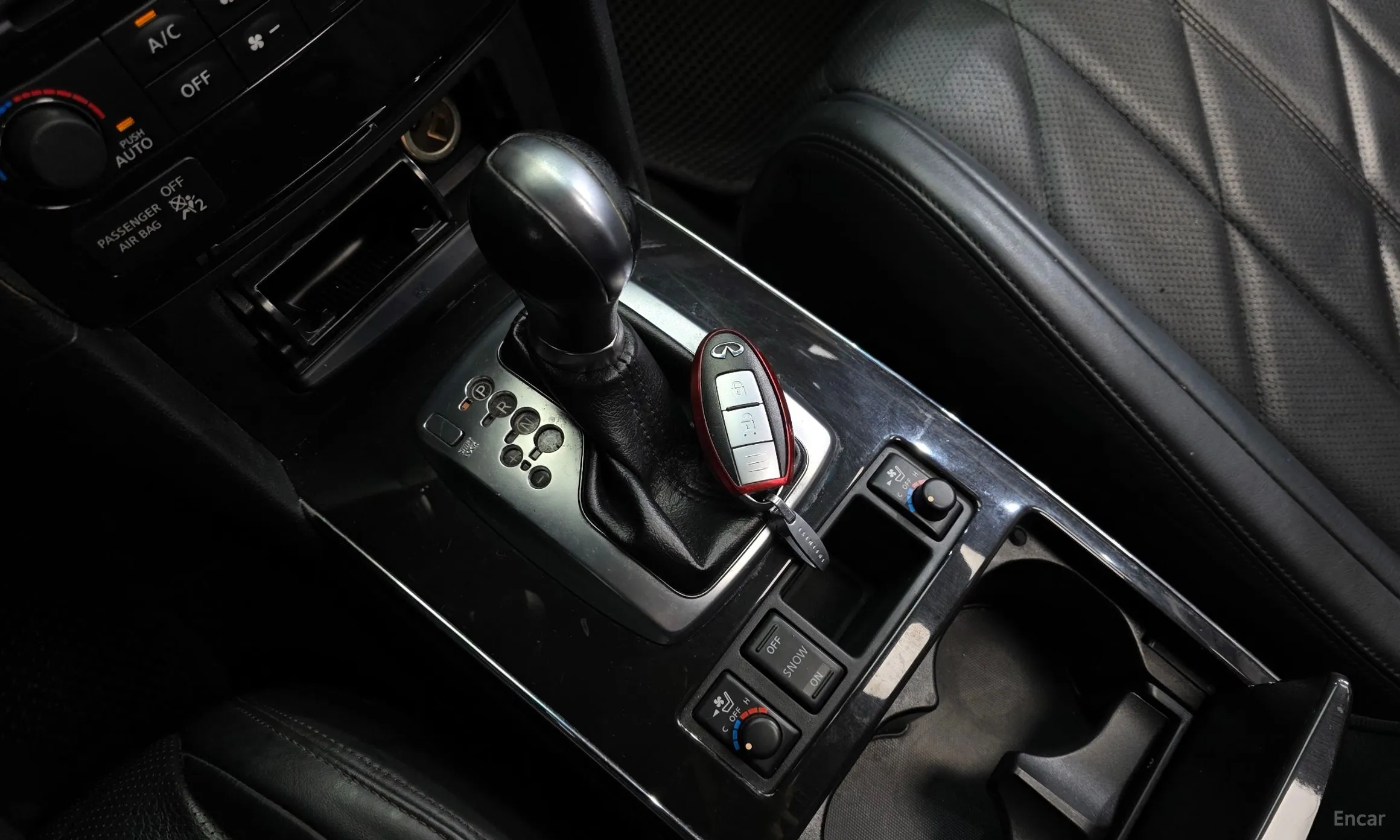 Infiniti FX35 превью 9