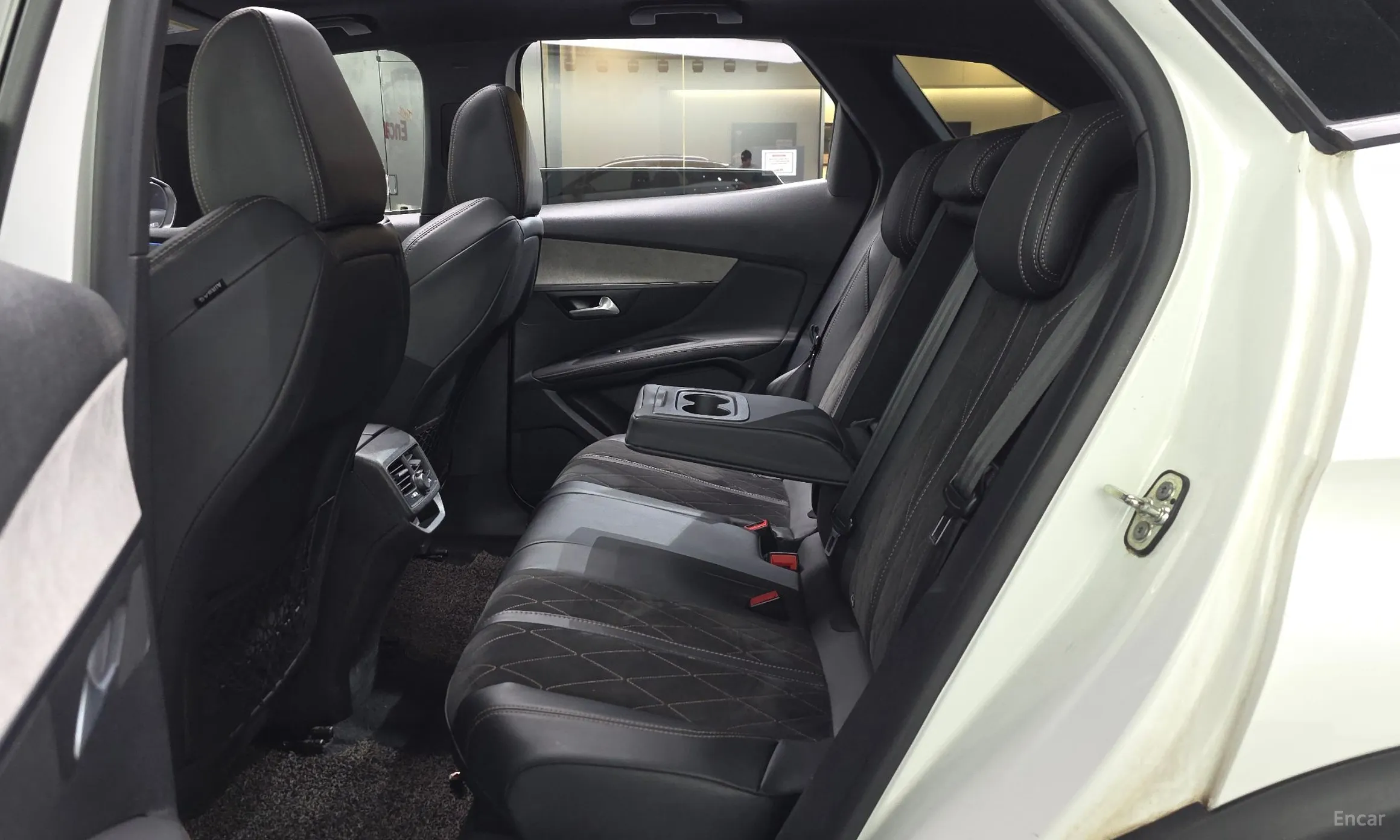 Peugeot 3008 2nd generation превью 12