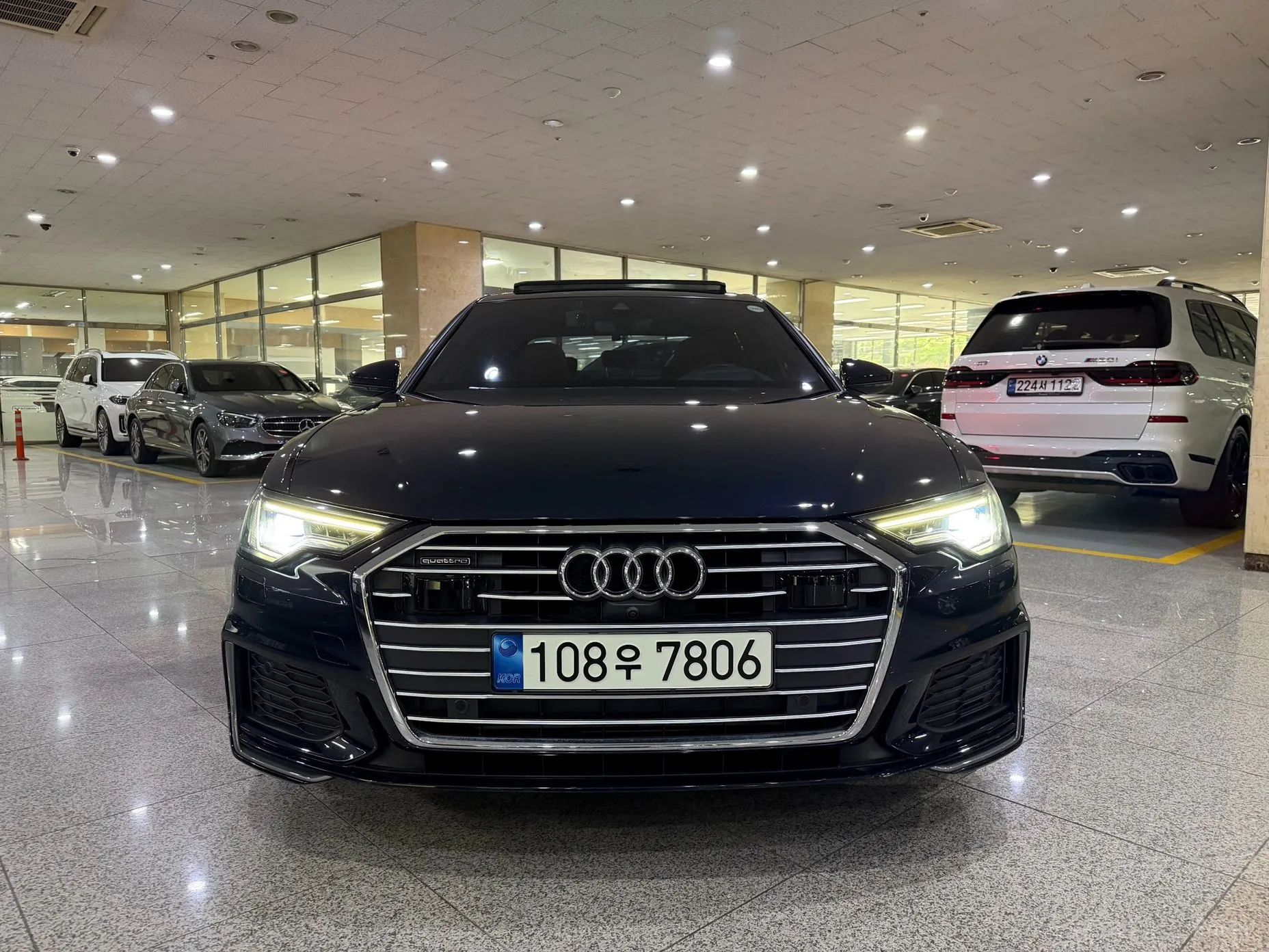 Audi A6 (C8)