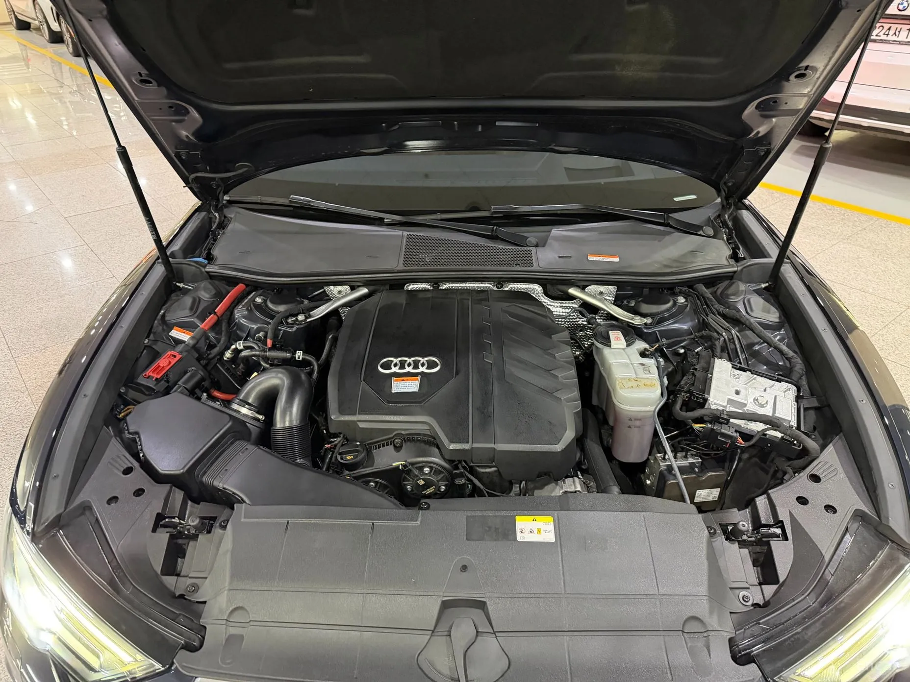 Audi A6 (C8) превью 18