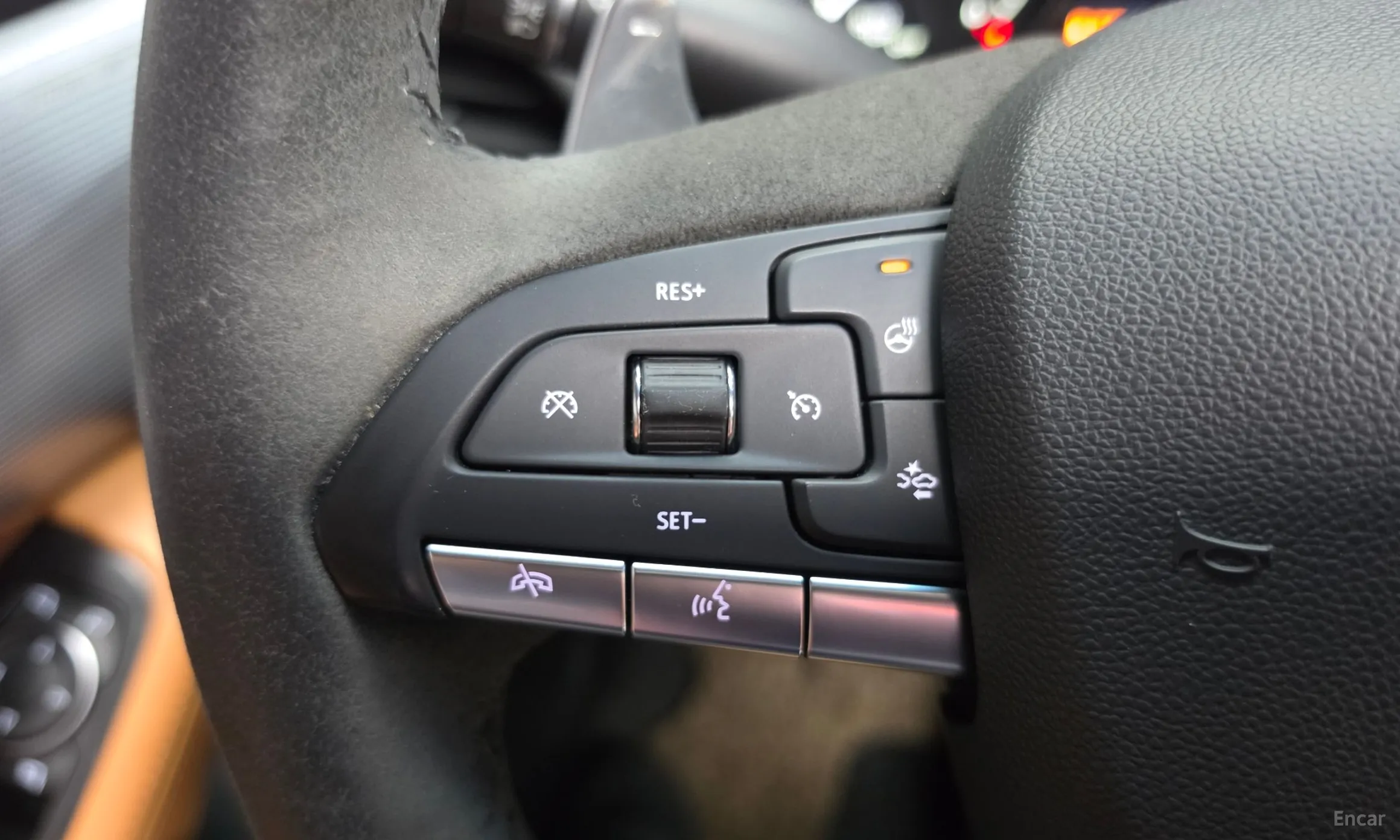 Cadillac CT5 превью 17