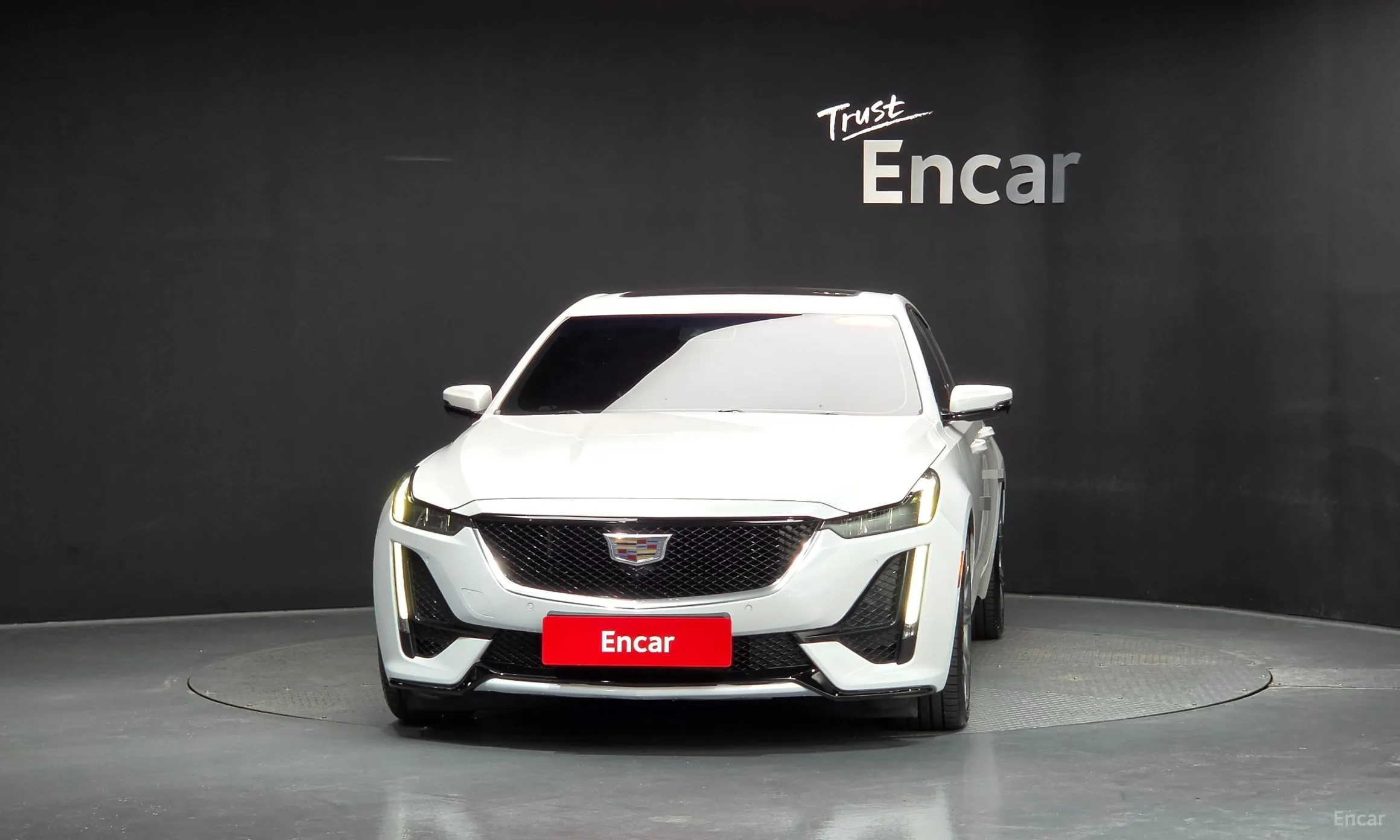 Cadillac CT5 превью 3