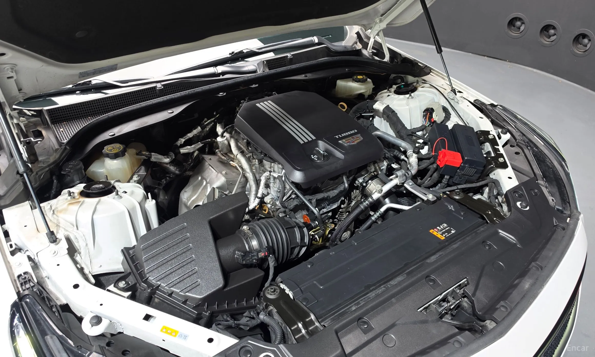 Cadillac CT5 превью 6