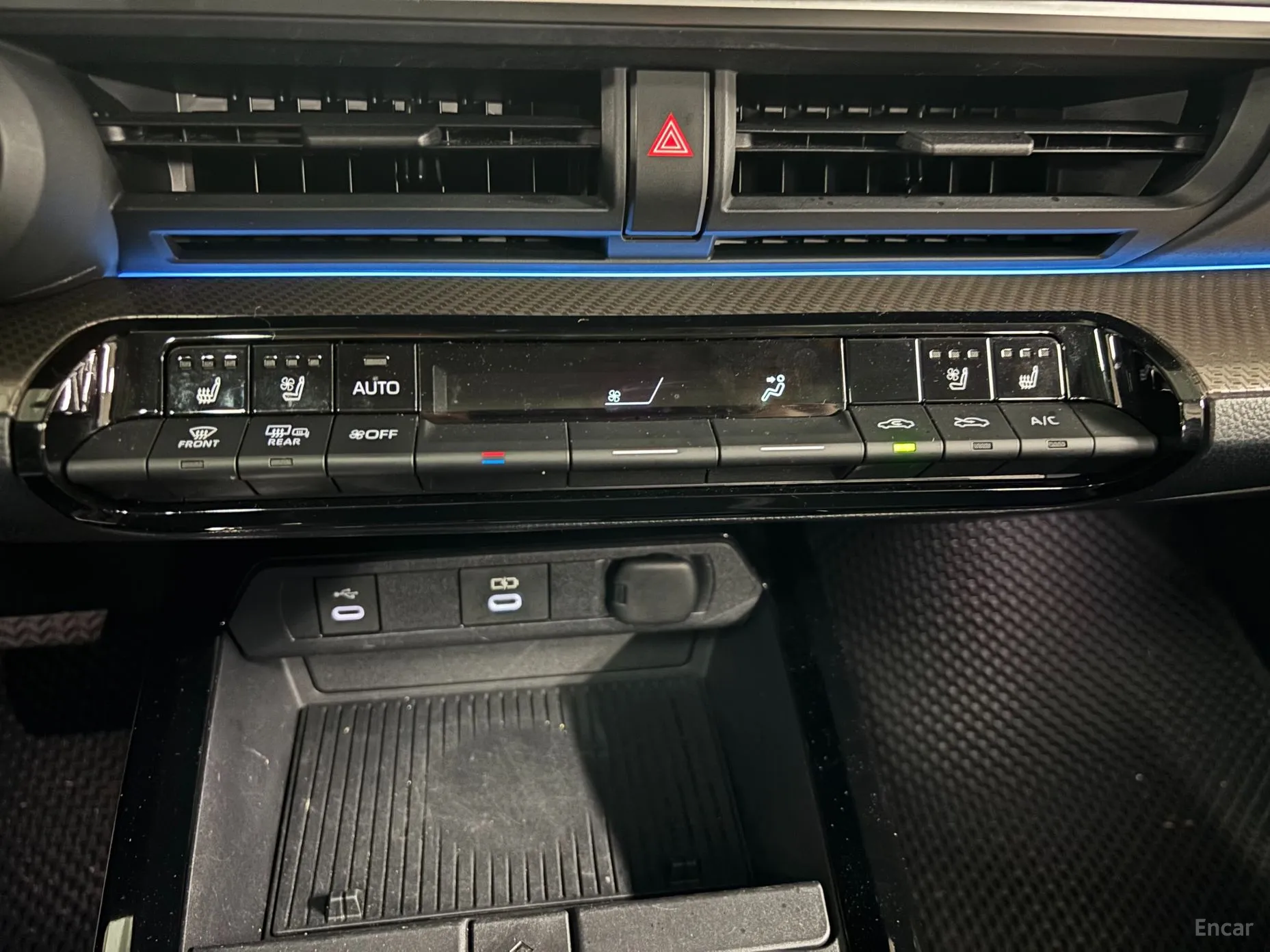 Toyota Prius 5th Generation превью 10