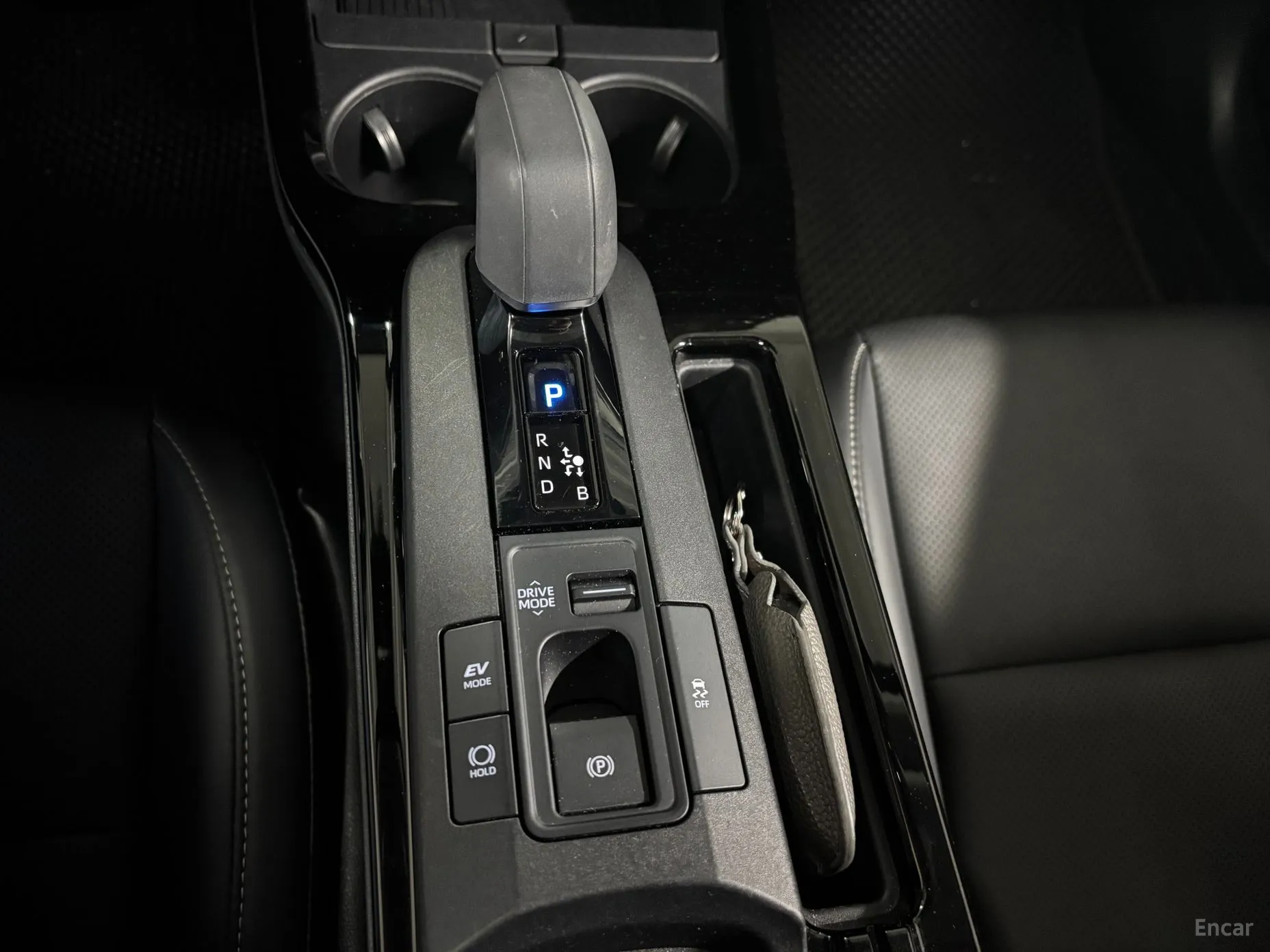 Toyota Prius 5th Generation превью 11