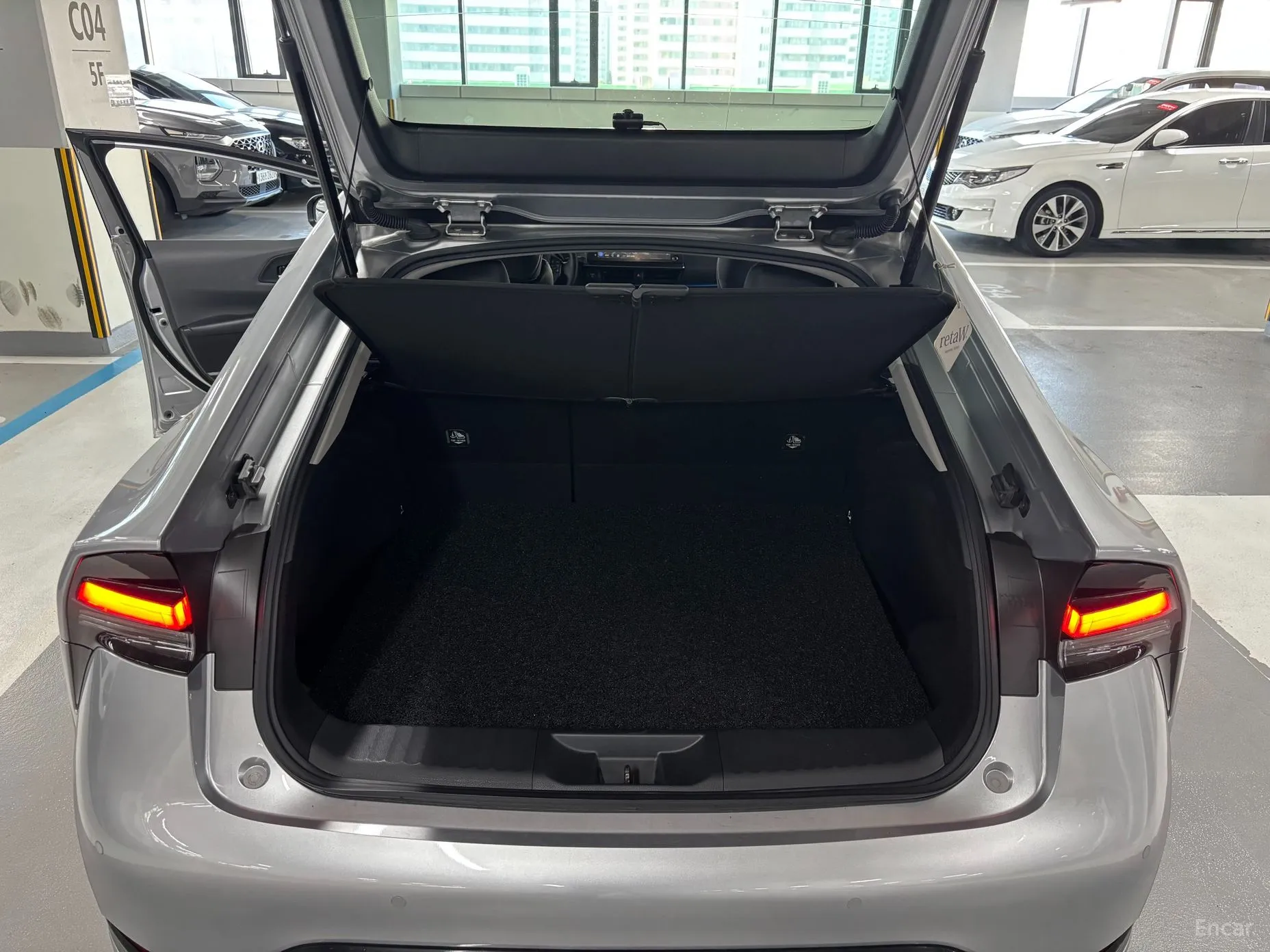 Toyota Prius 5th Generation превью 17