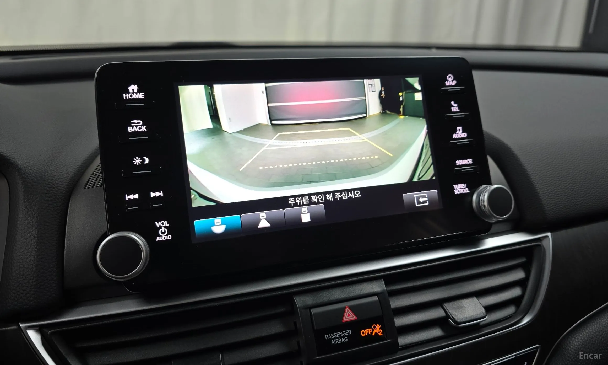 Honda Accord 10th Generation превью 14