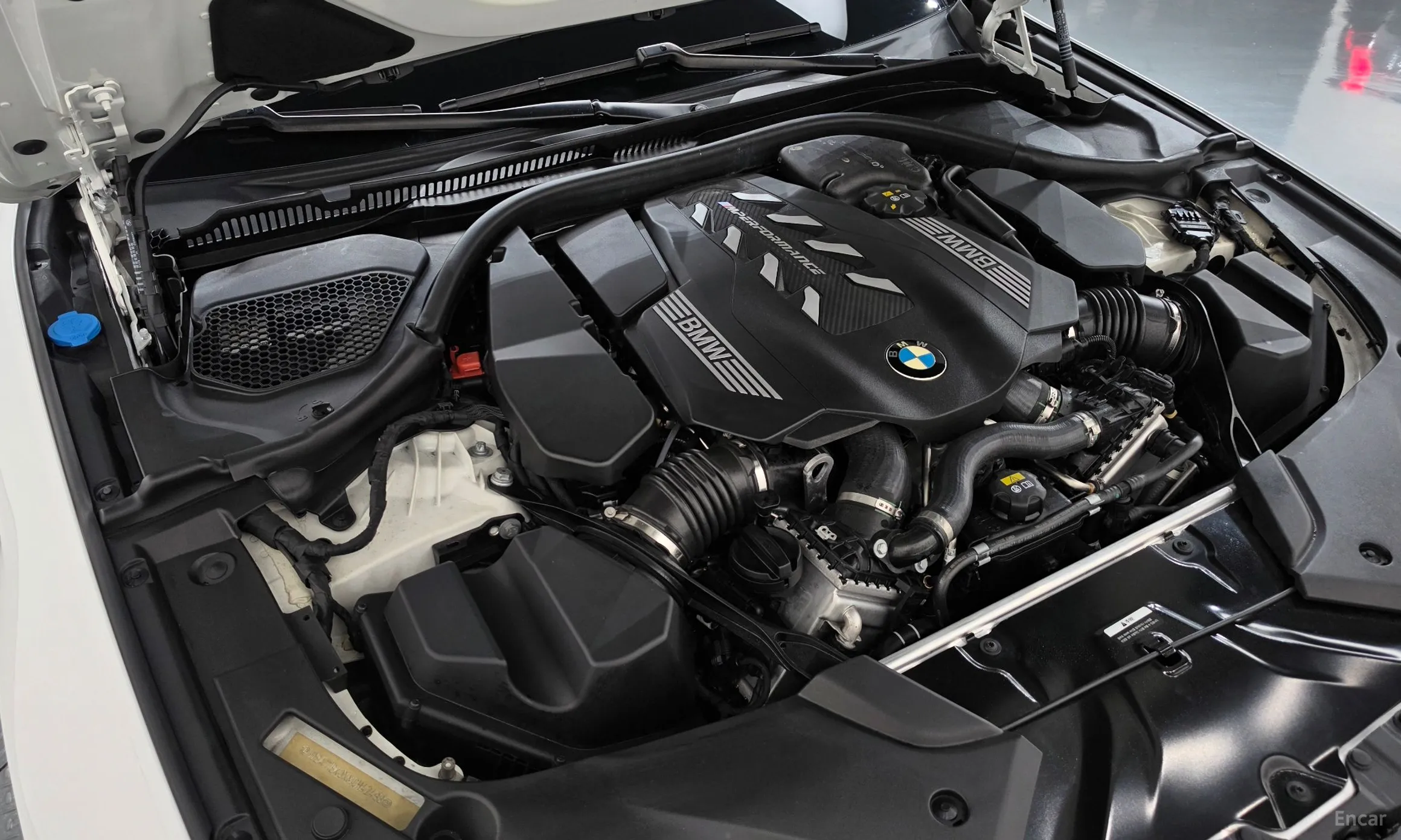 BMW 5 Series (G30) превью 6