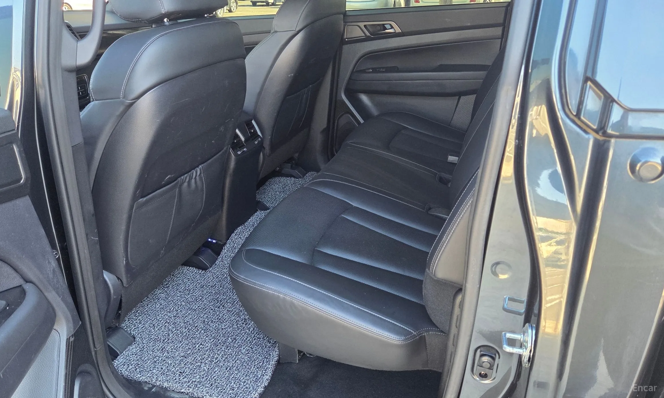 KG Mobility (SsangYong) Rexton Sports превью 10