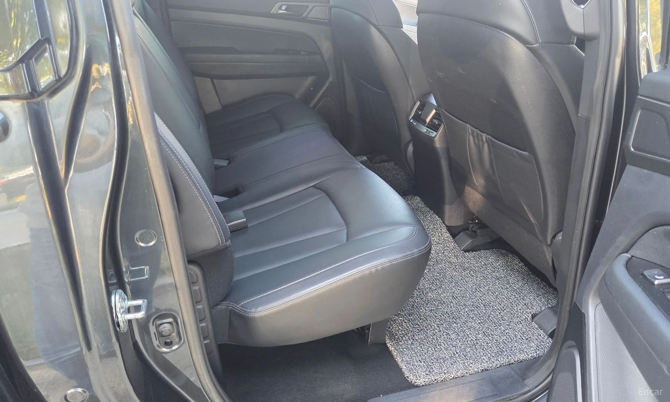 KG Mobility (SsangYong) Rexton Sports превью 13