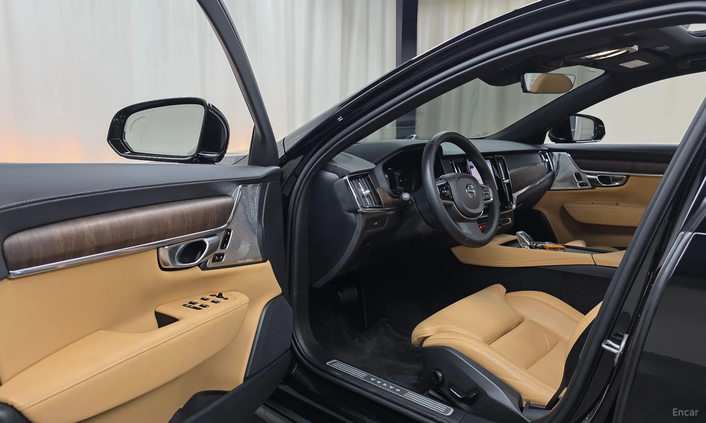 Volvo S90 превью 10