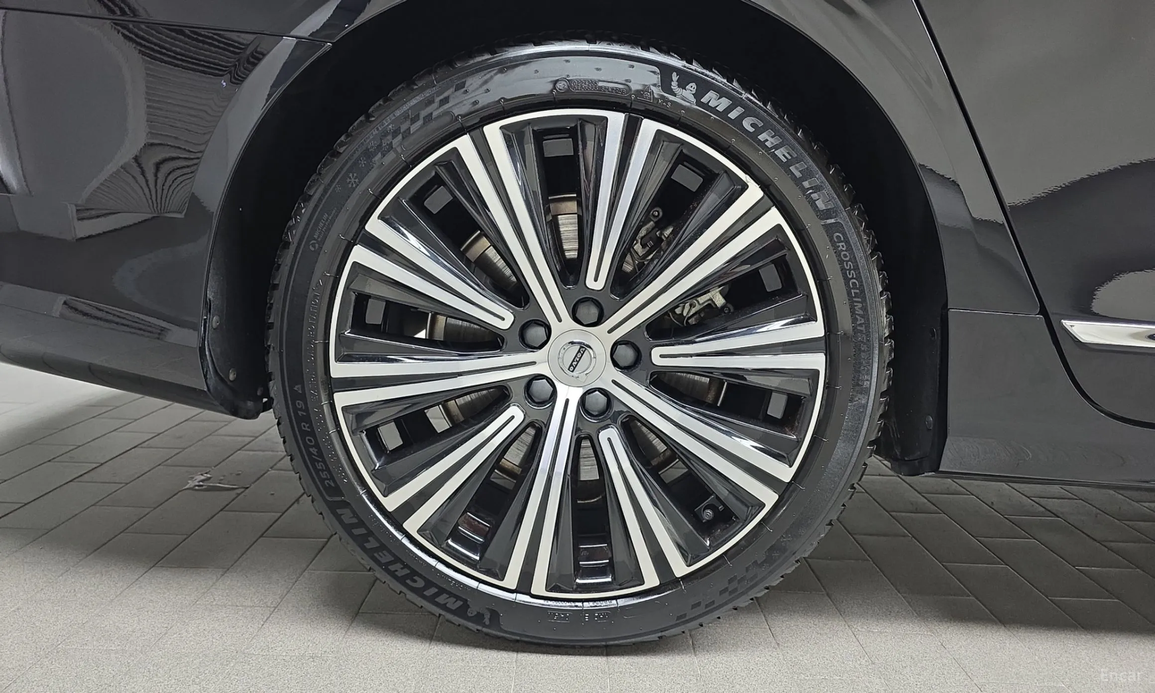 Volvo S90 превью 5
