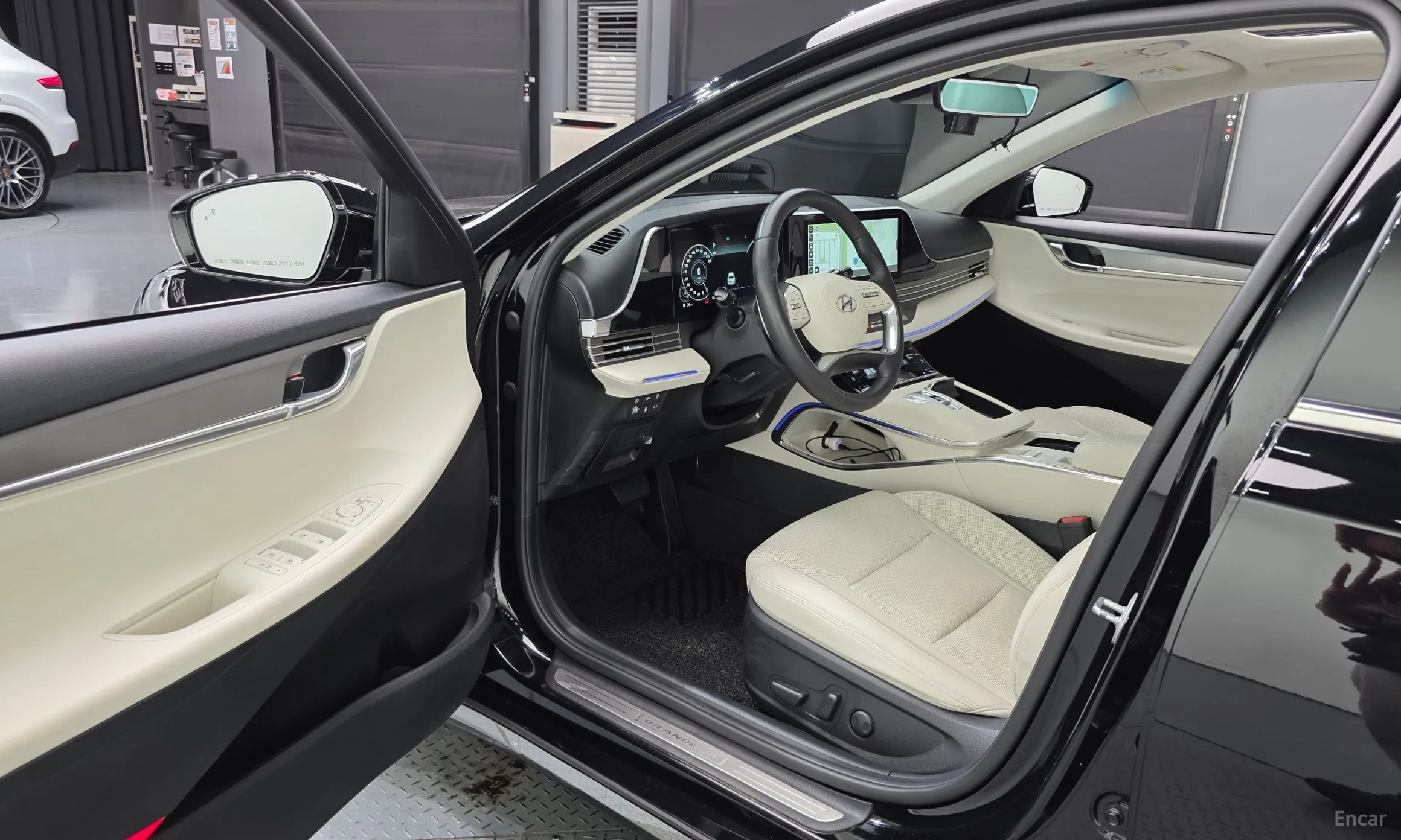 Hyundai Grandeur IG превью 10