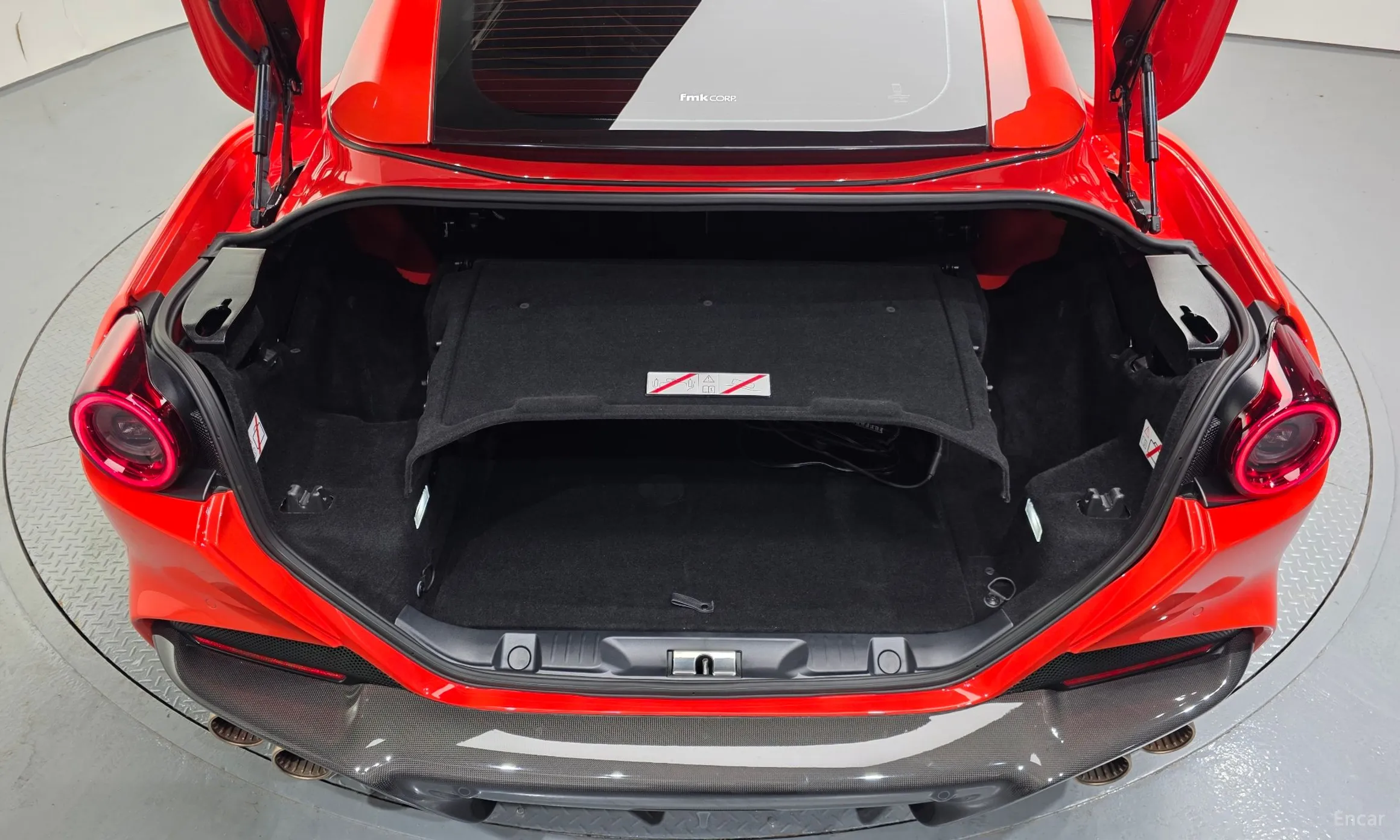 Ferrari Portofino превью 20