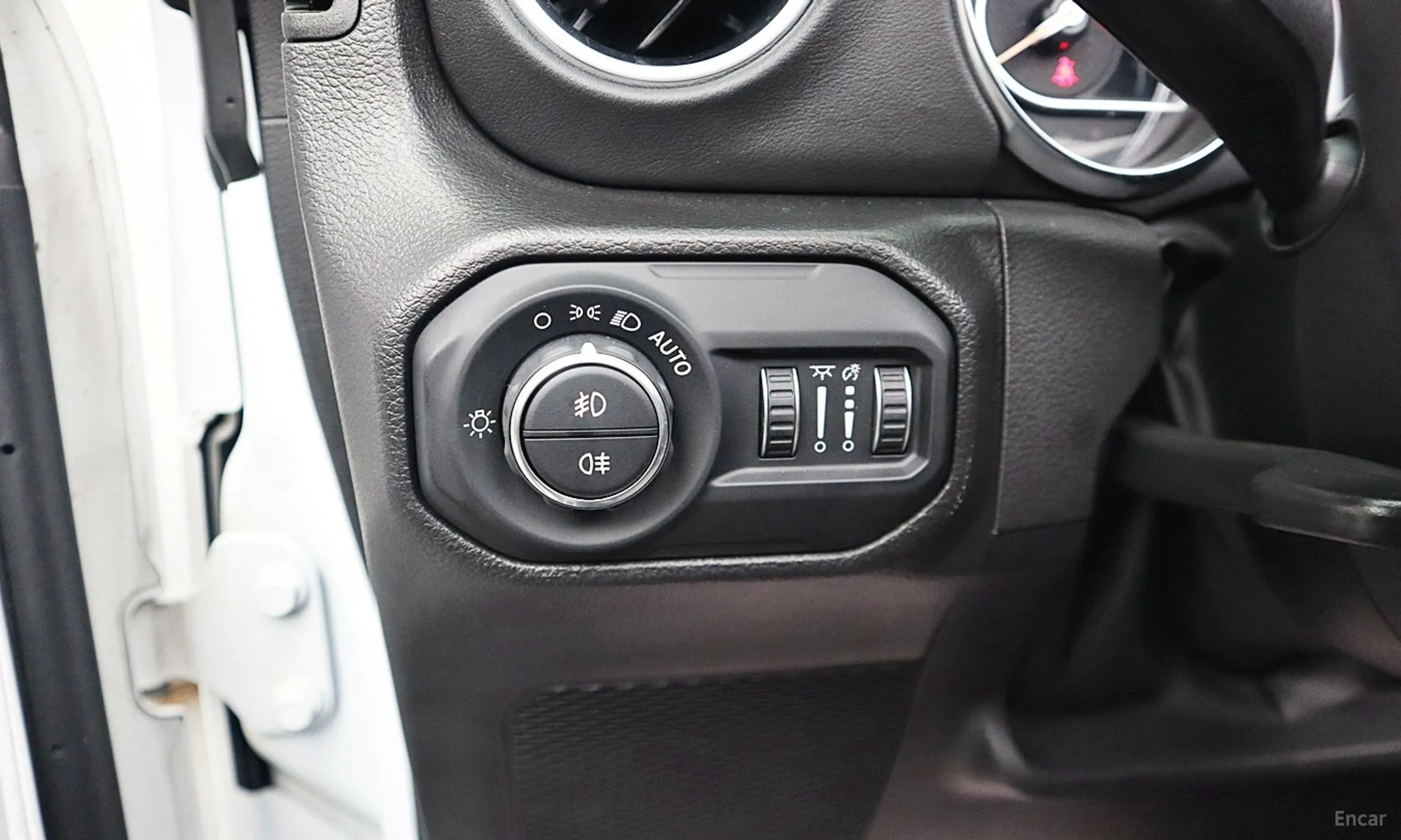 Jeep Wrangler (JL) превью 18